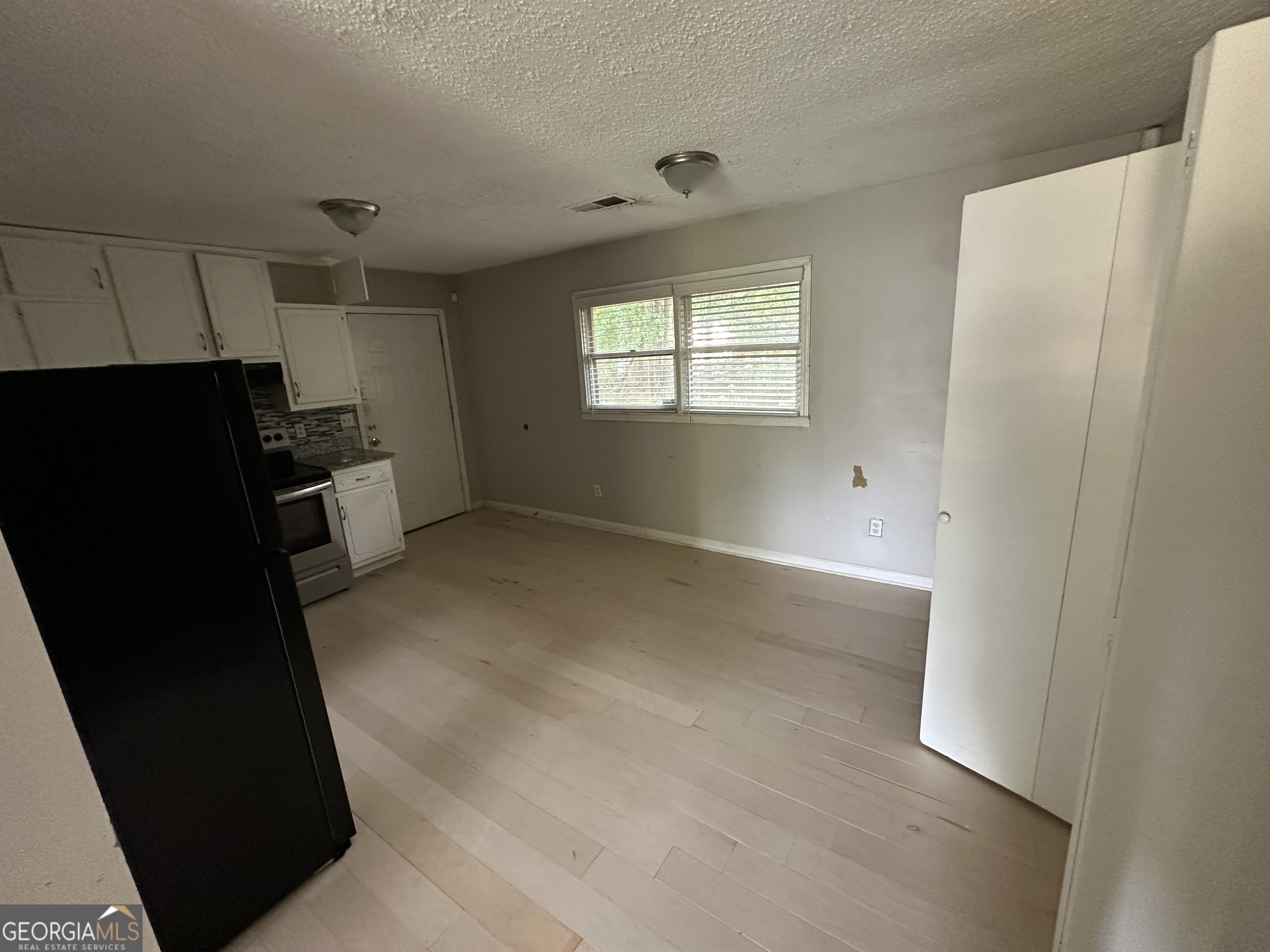 9182 Bent Pine Court Ne Property Photo 9