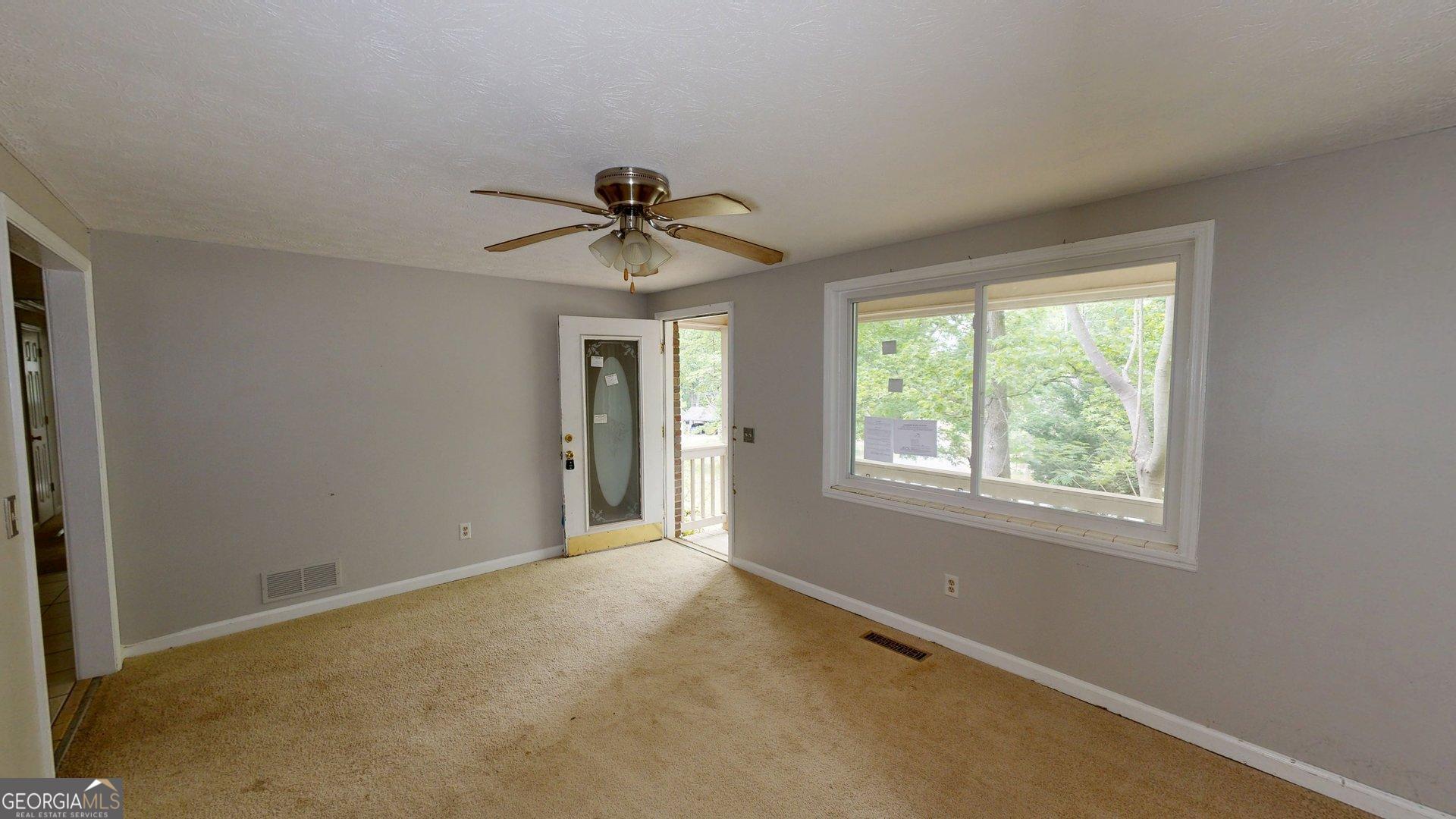6198 Rocky Creek Drive Property Photo 7