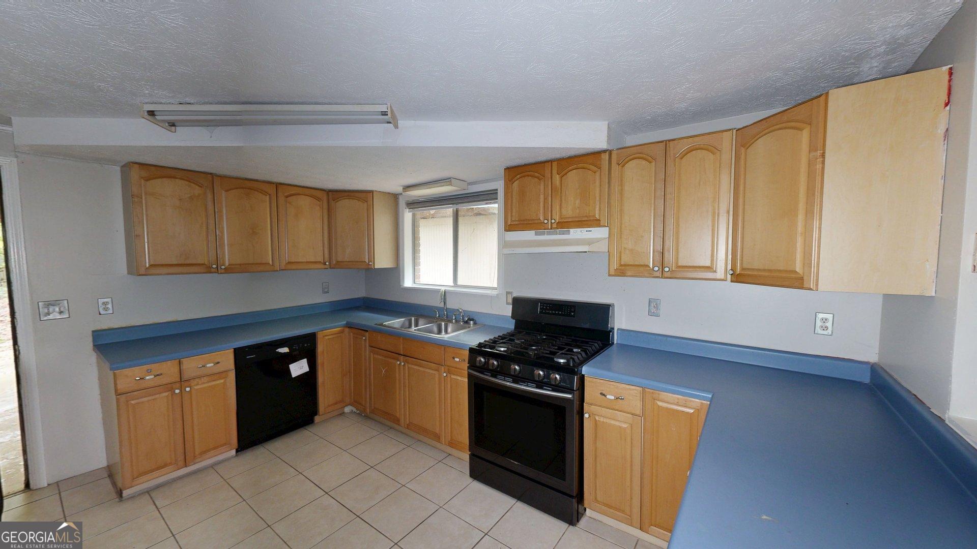 6198 Rocky Creek Drive Property Photo 8