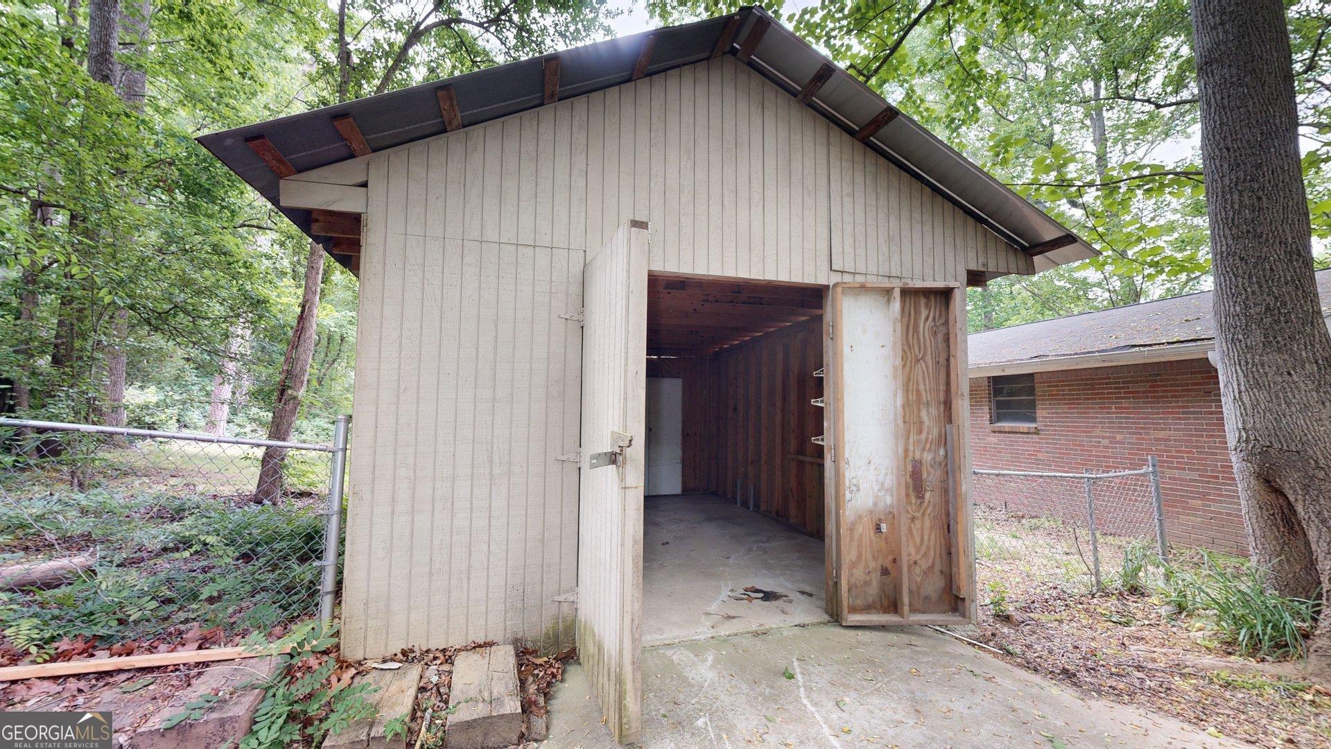 6198 Rocky Creek Drive Property Photo 27