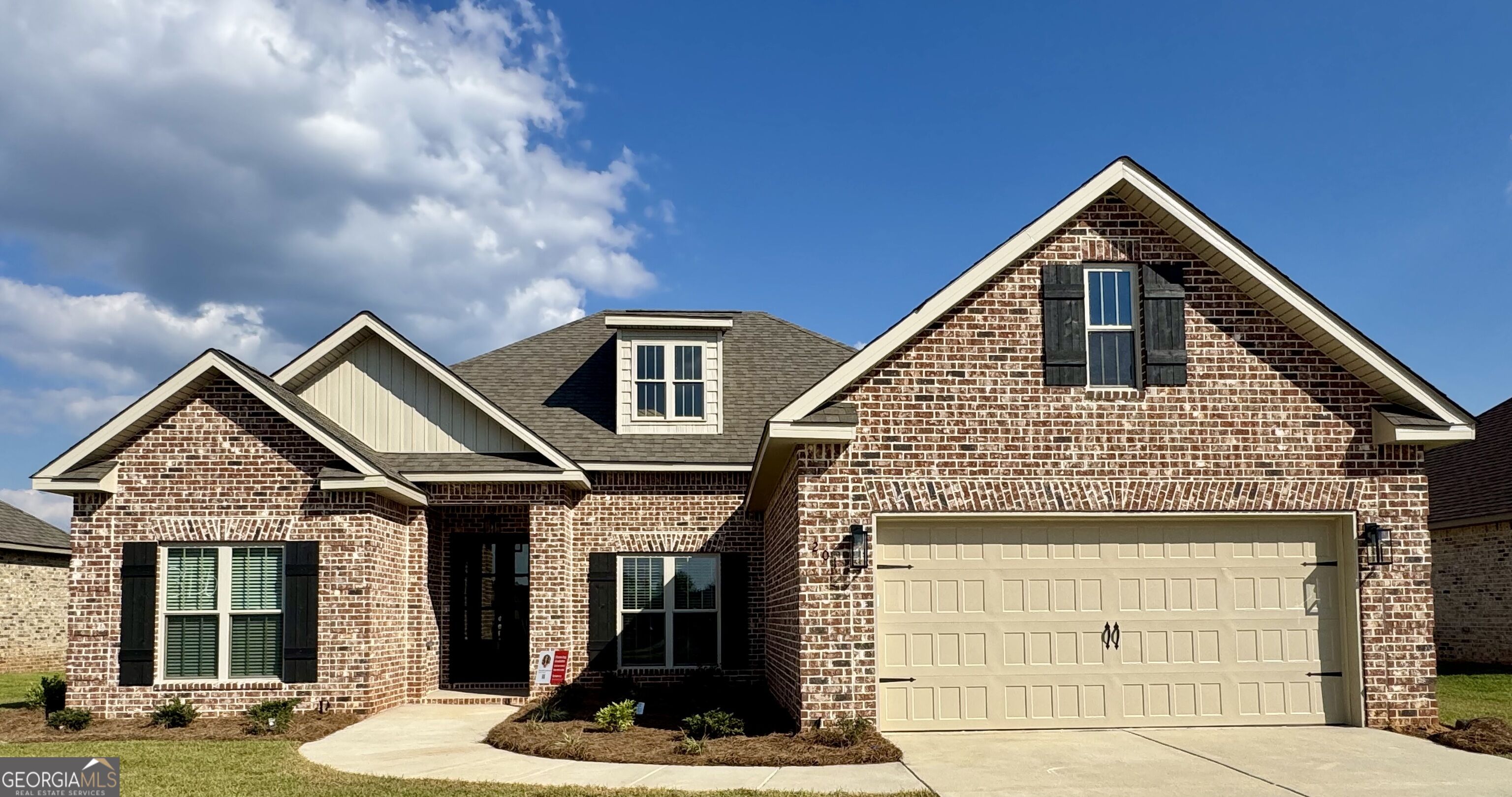 201 Woodwinds Court Property Photo 1