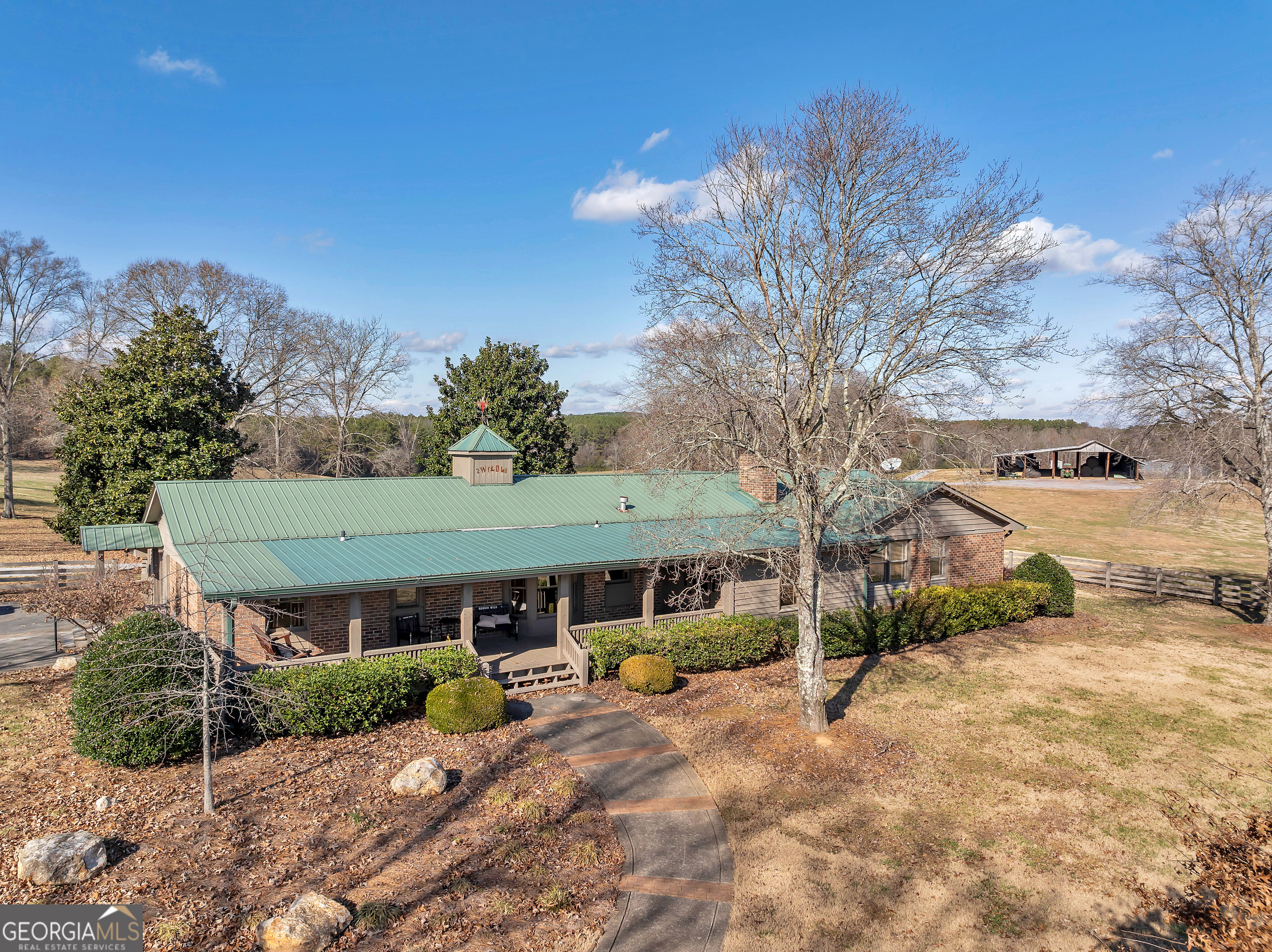 785 Stewart Road Property Photo 1