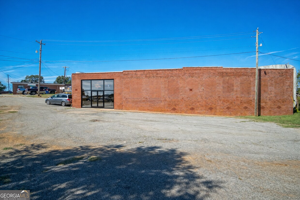 98 East Adams Street Property Photo 1