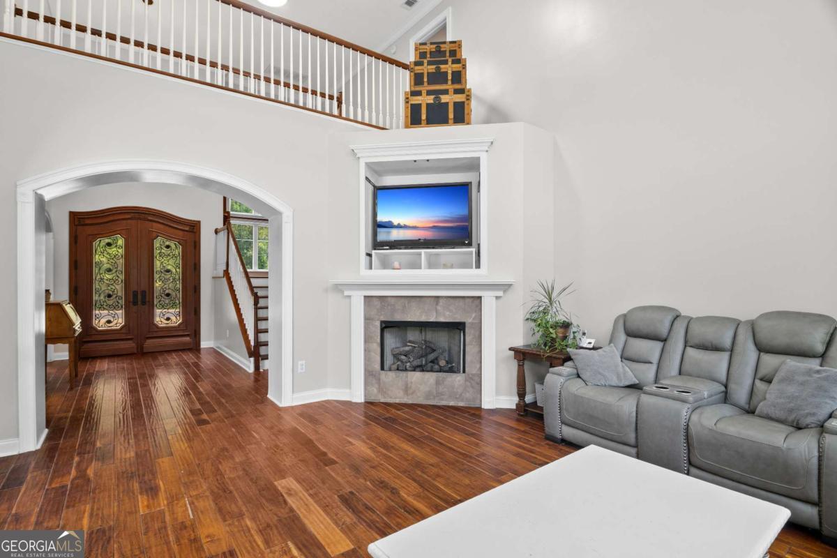 1198 Fiddlers Cove Ne Property Photo 10