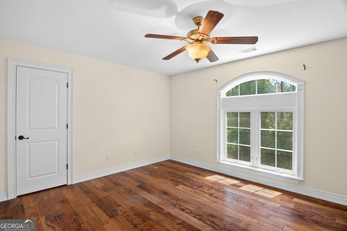 1198 Fiddlers Cove Ne Property Photo 33