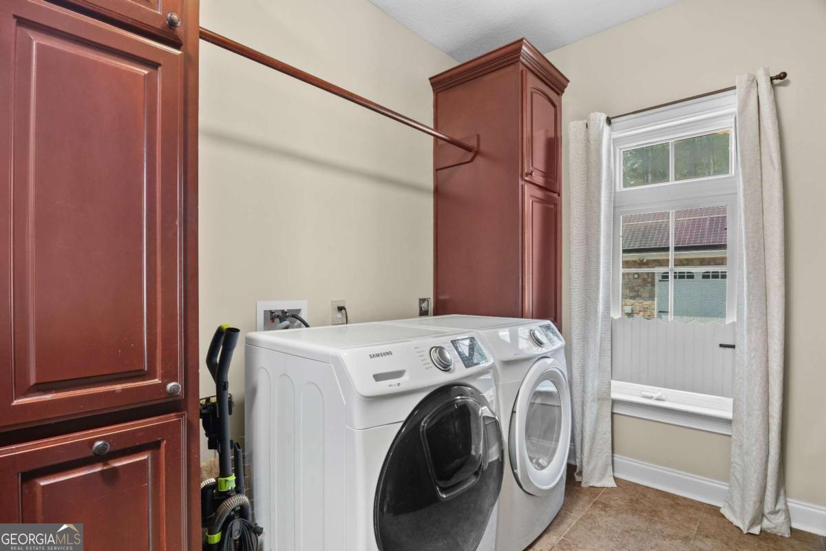 1198 Fiddlers Cove Ne Property Photo 45