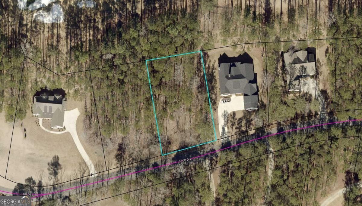 1580 Club Drive Property Photo 1