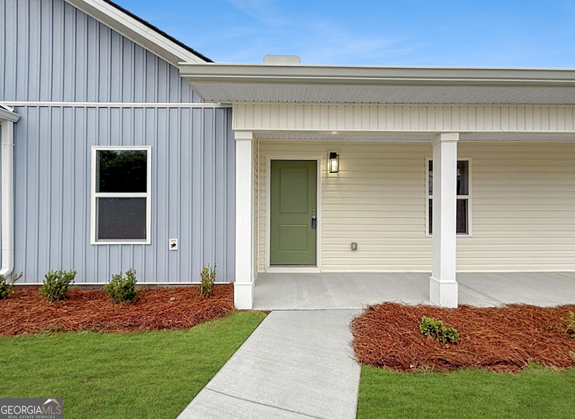 307 Airman Boulevard Property Photo 2