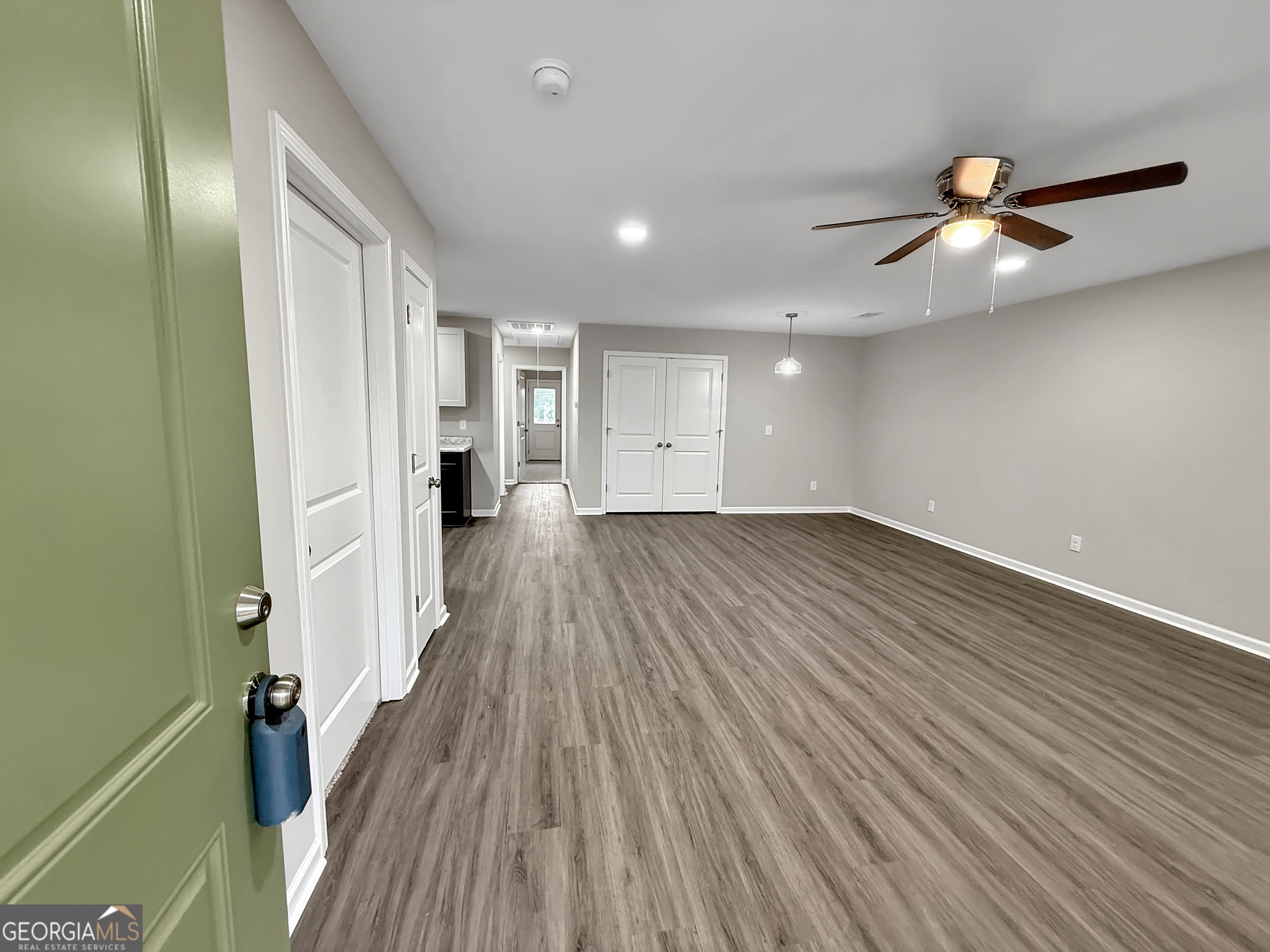 307 Airman Boulevard Property Photo 3