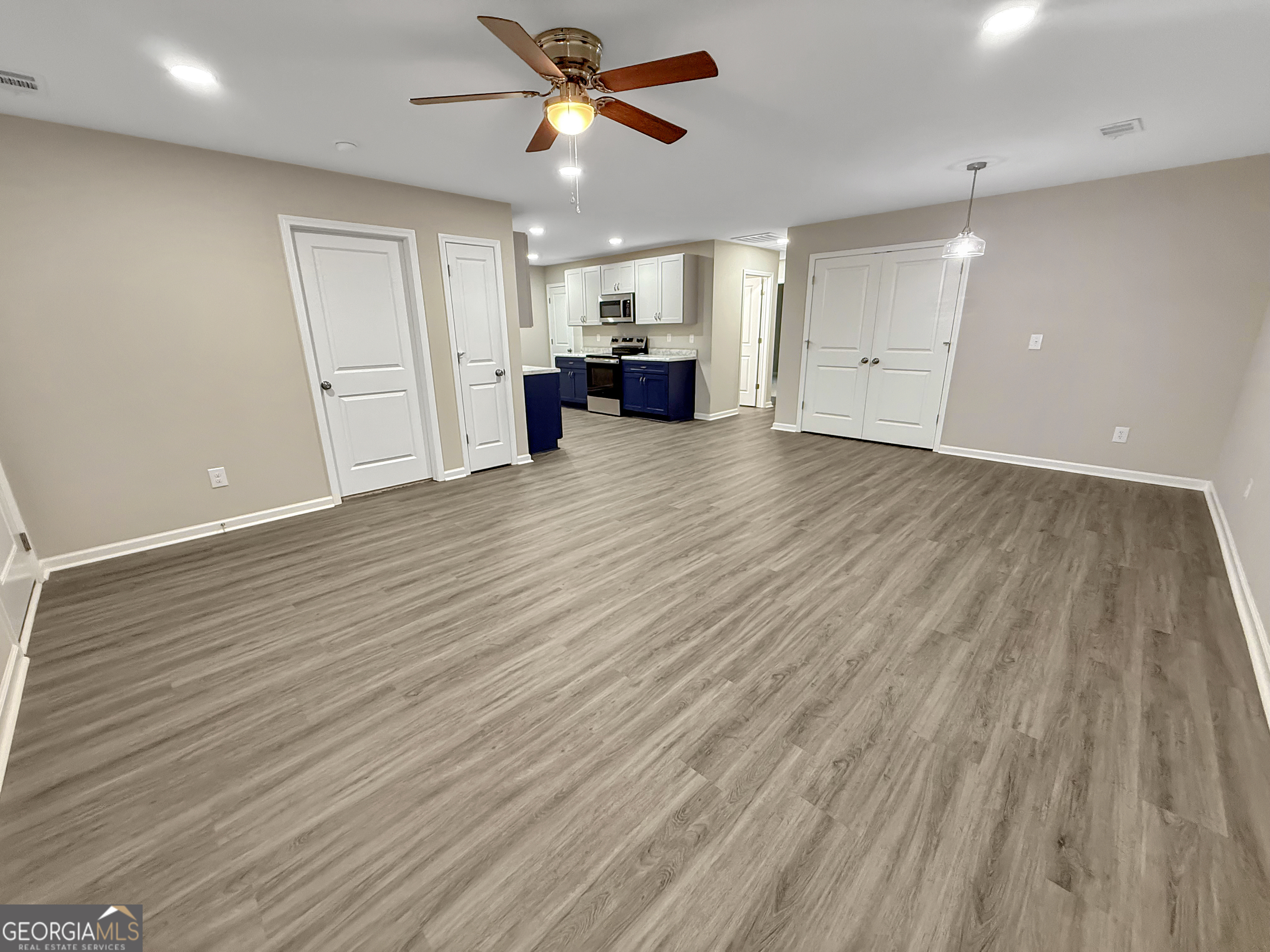 307 Airman Boulevard Property Photo 12