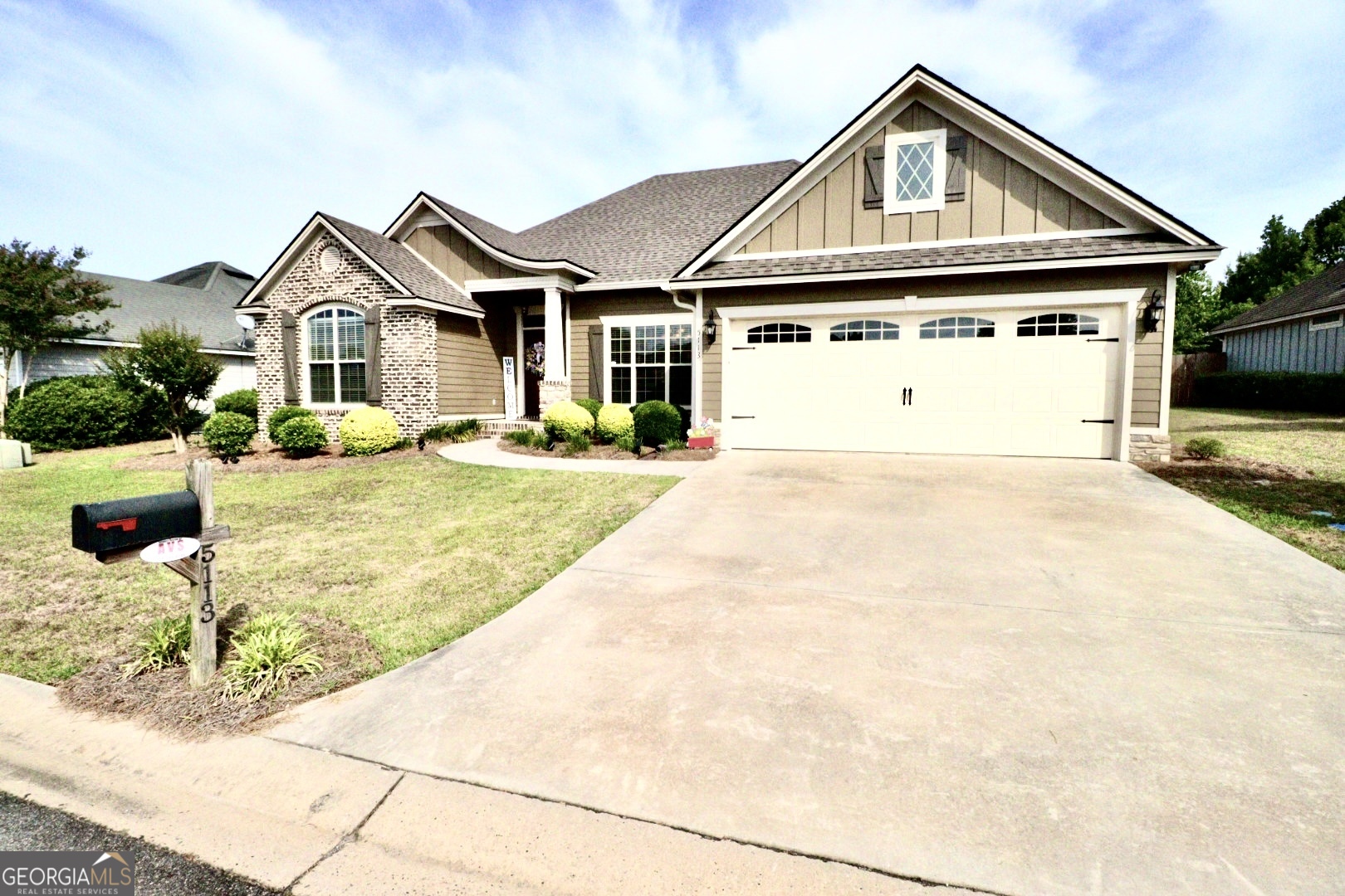 5113 Abbott Circle