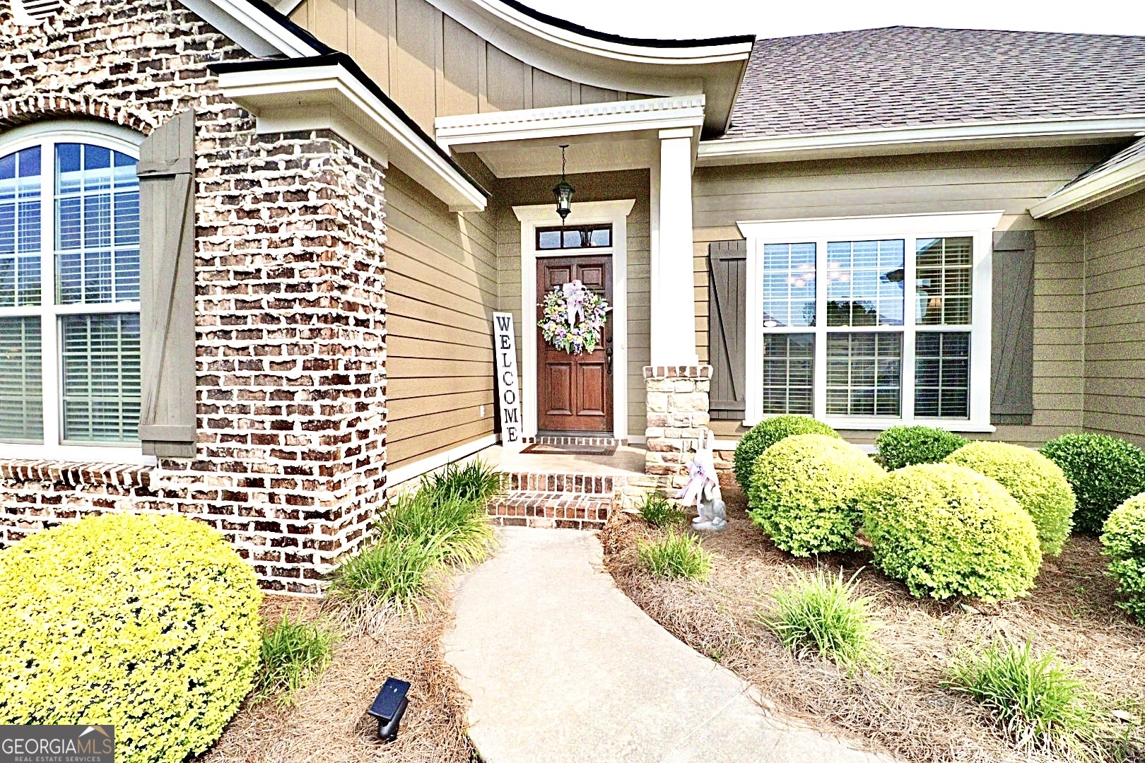 5113 Abbott Circle Property Photo 2