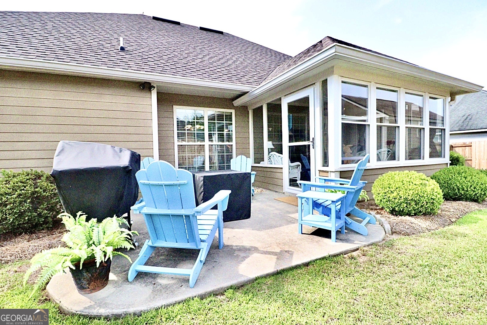5113 Abbott Circle Property Photo 3