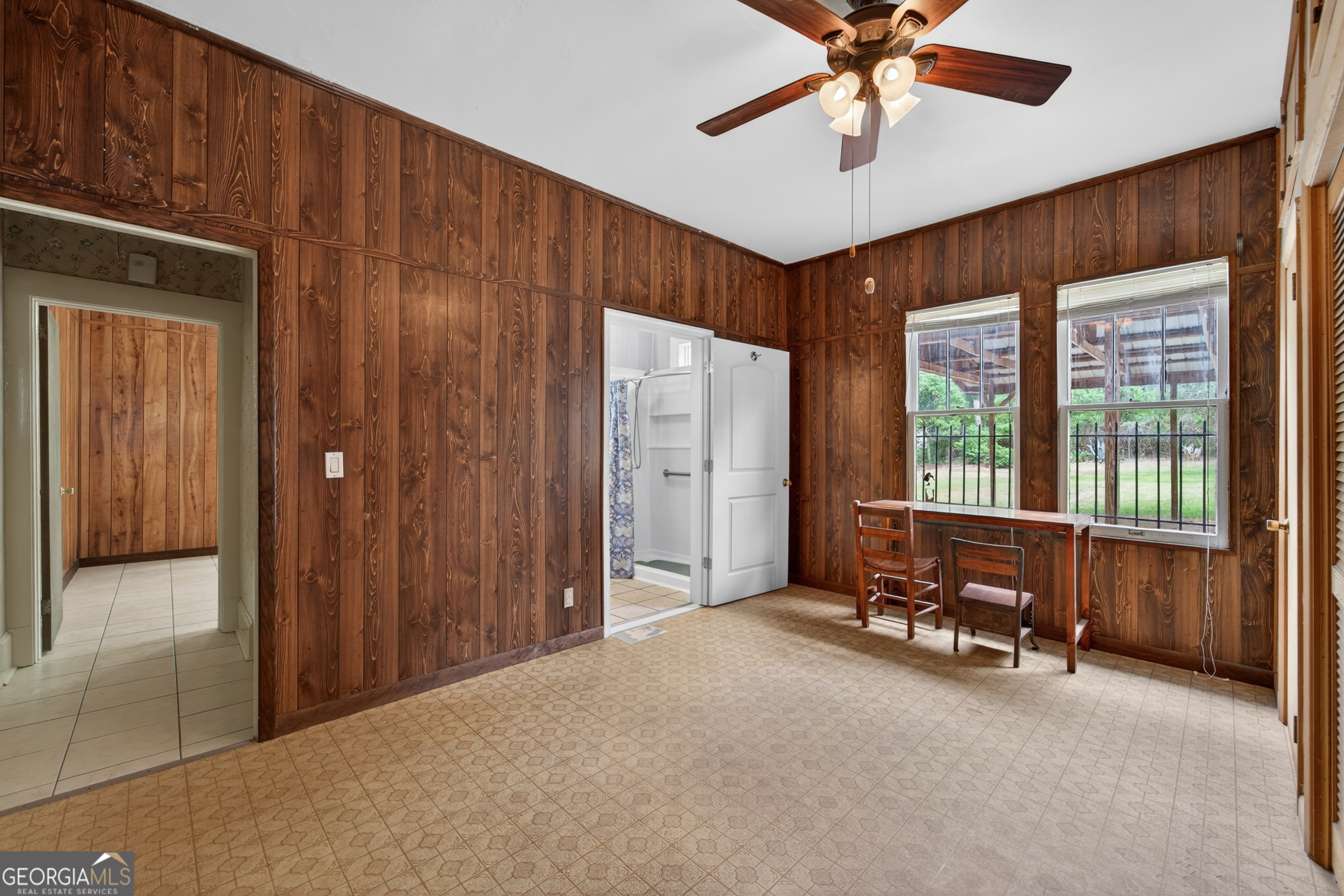 417 E Sellers Street Property Photo 15