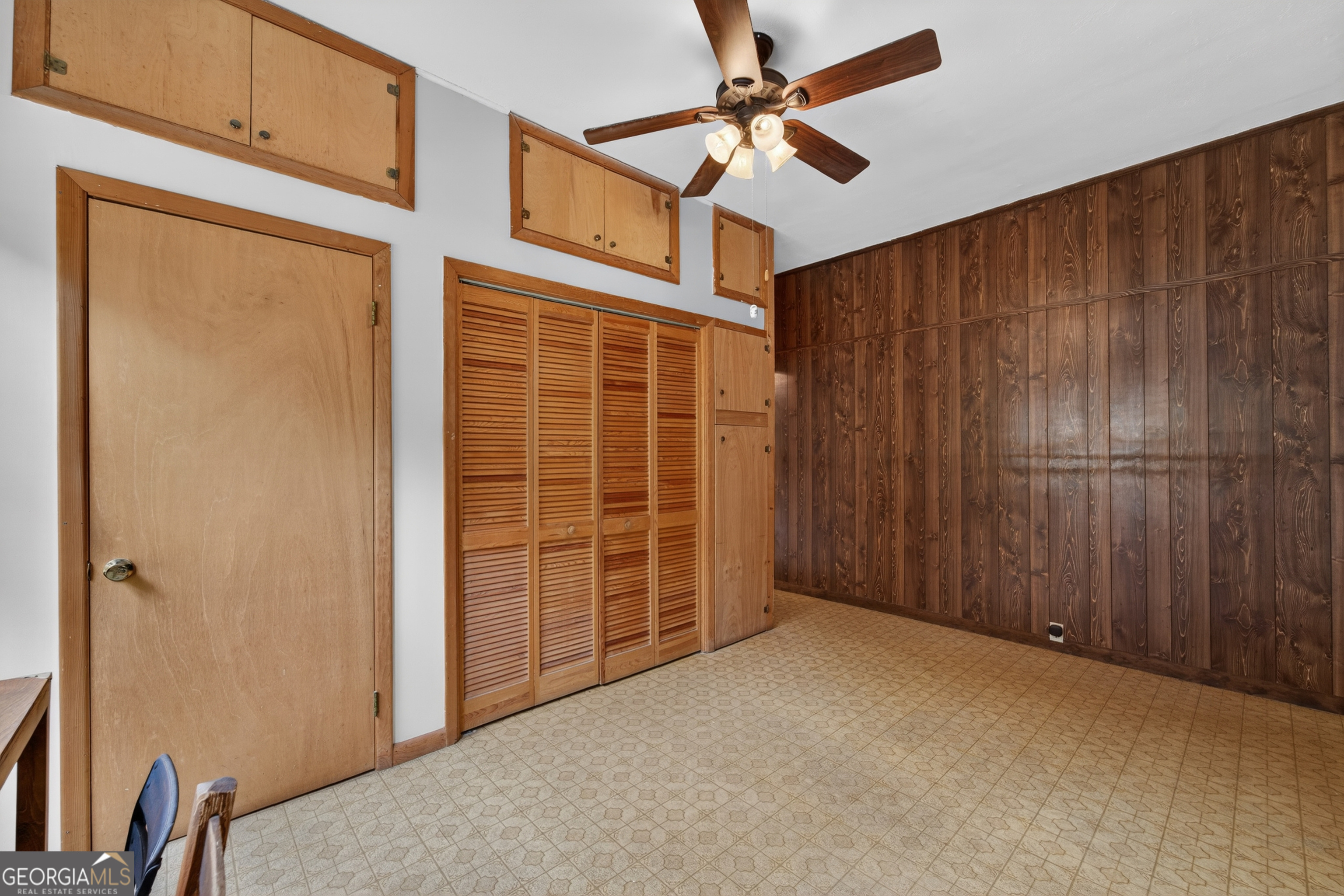 417 E Sellers Street Property Photo 16