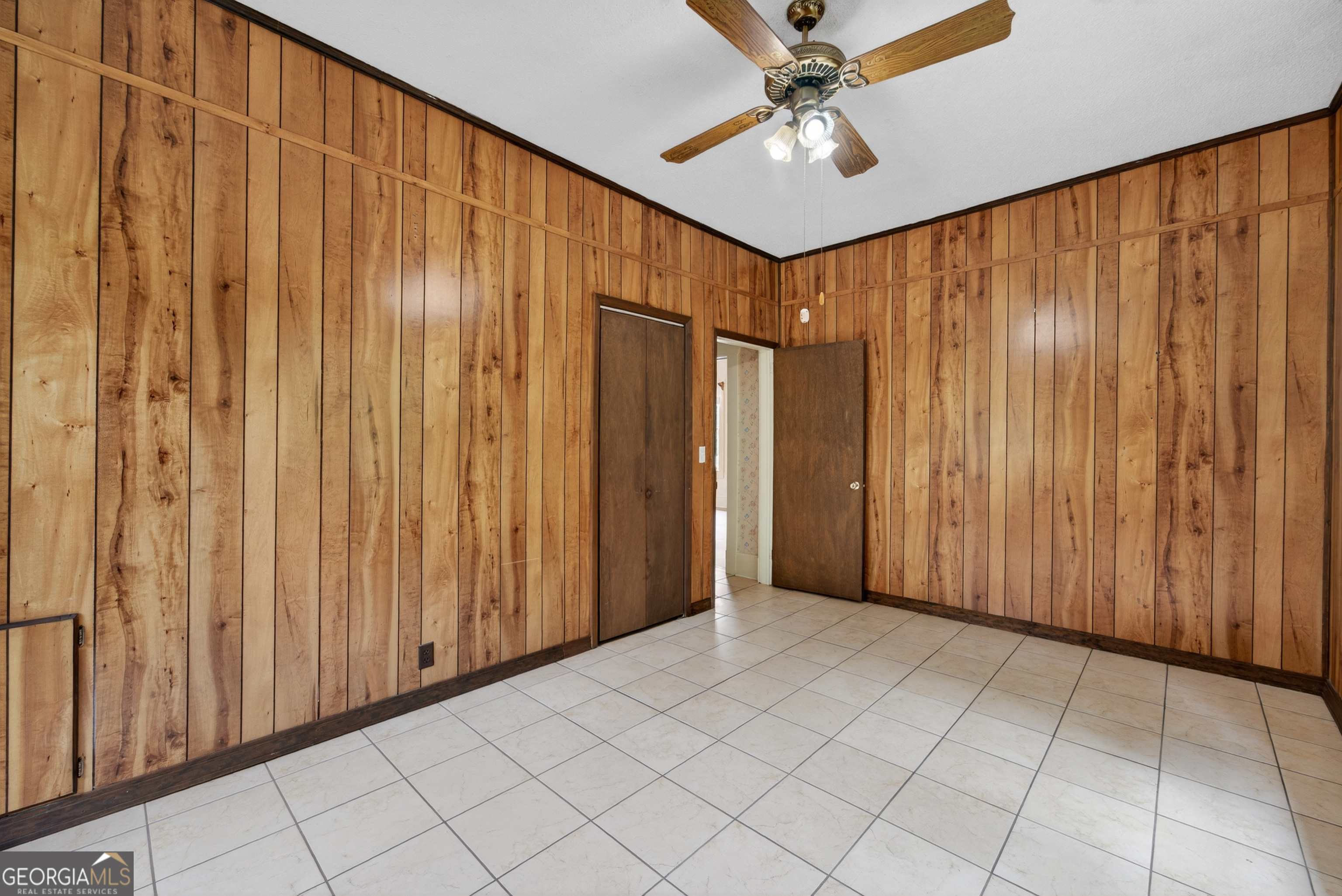 417 E Sellers Street Property Photo 21