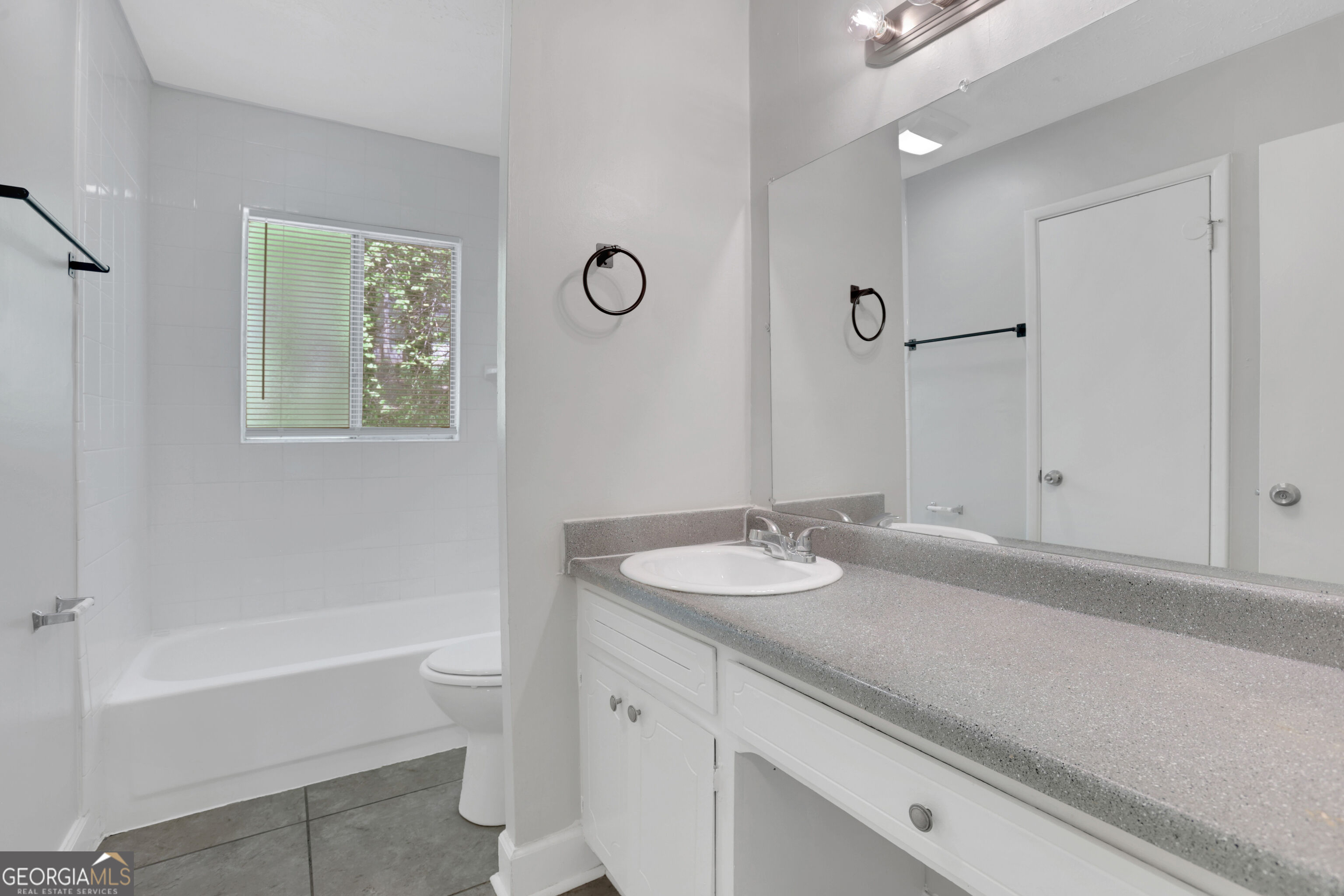 4329 Cedar Ridge Trail Property Photo 27