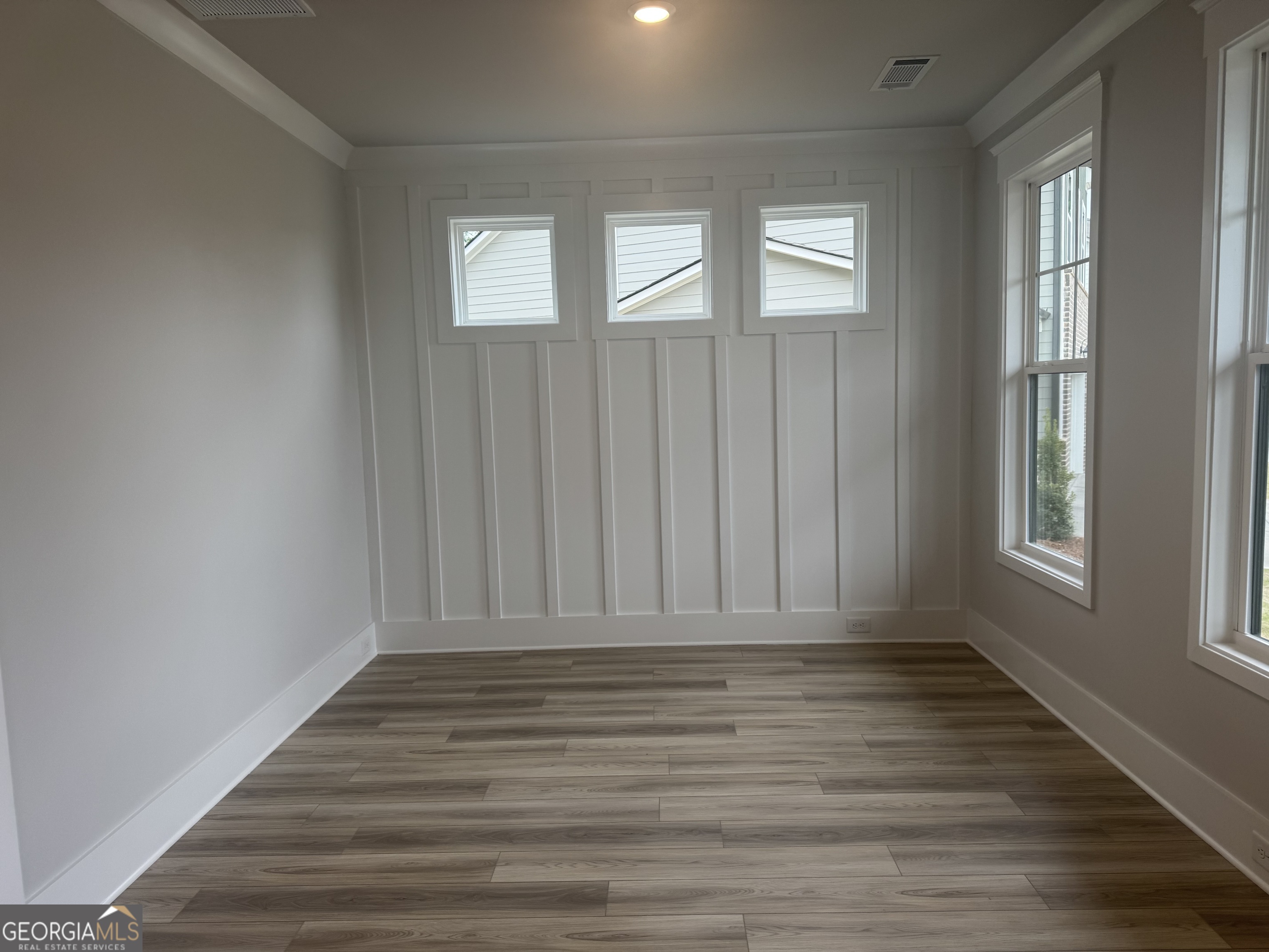 122 Rose Lake Court Property Photo 6