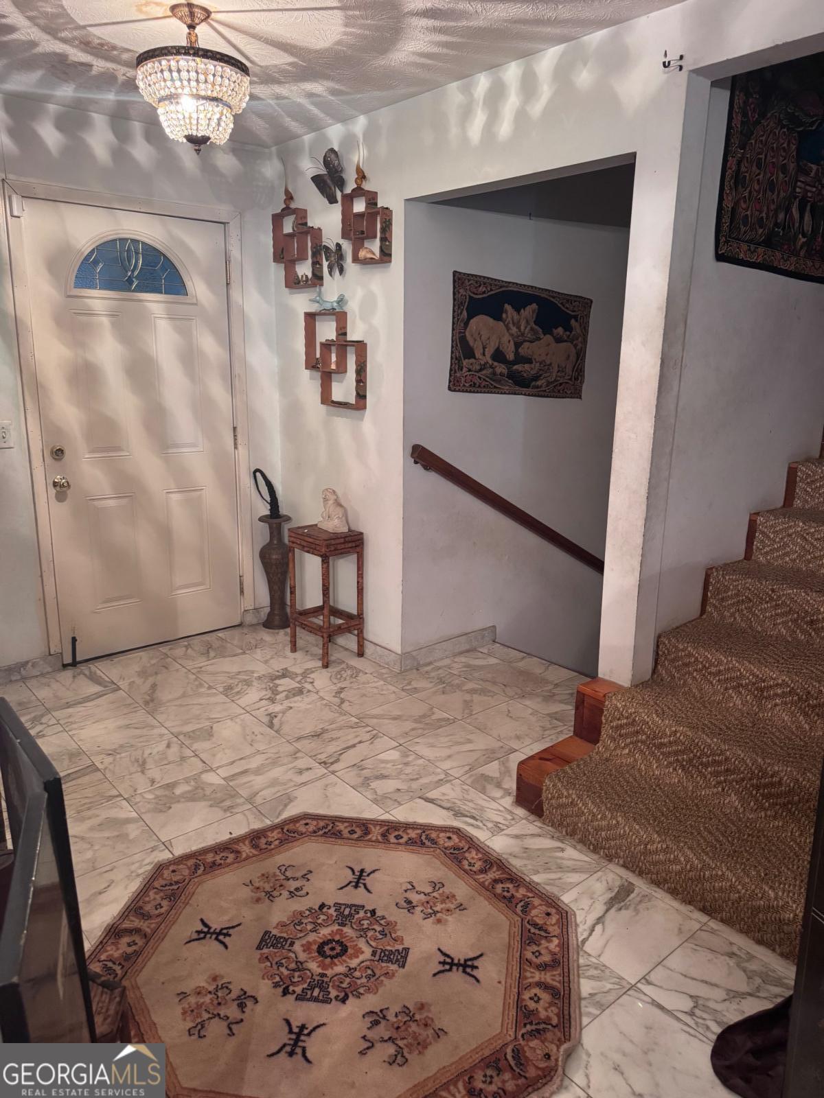 611 S Bead Street Property Photo 10