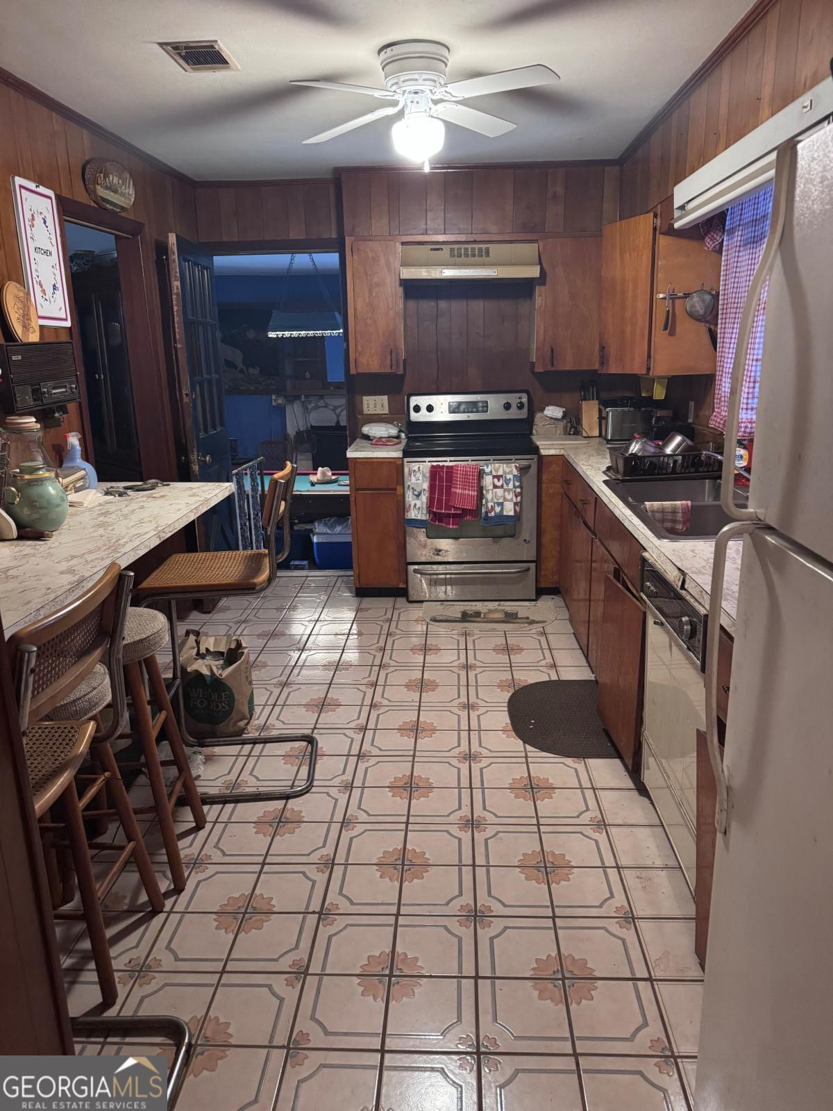 611 S Bead Street Property Photo 11