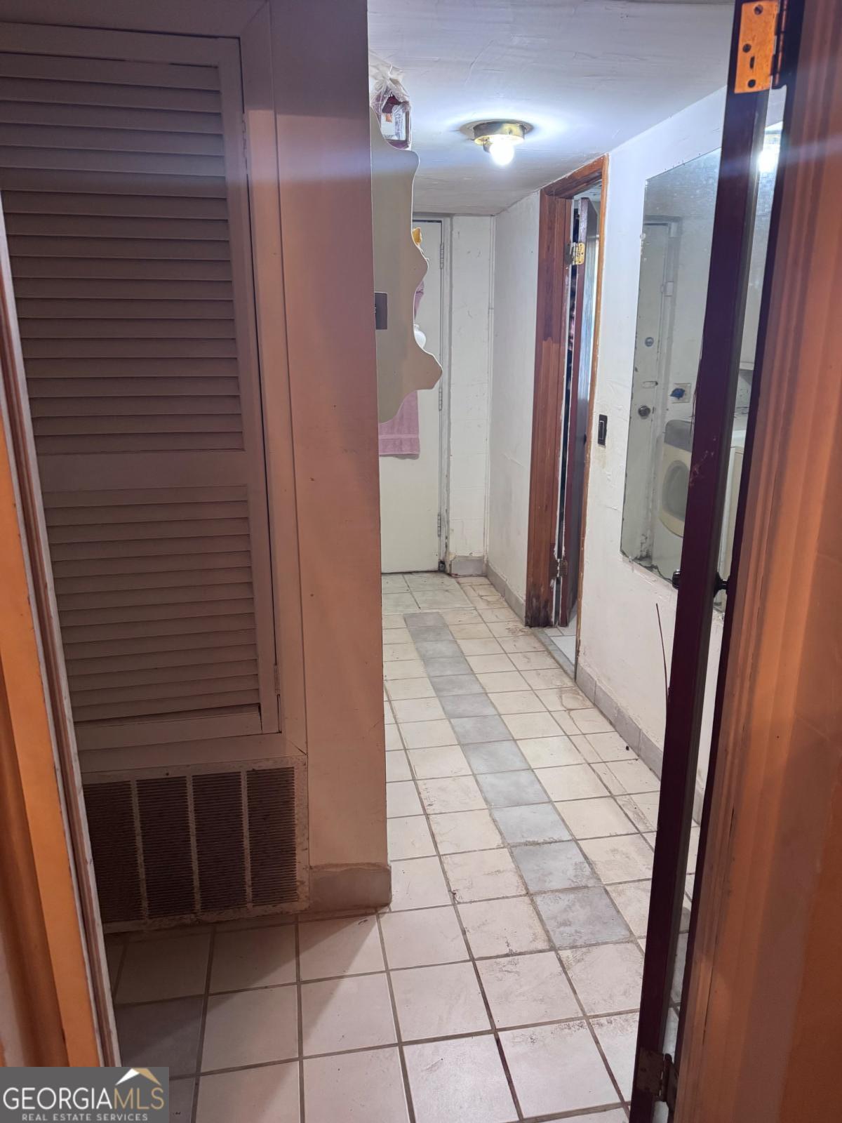 611 S Bead Street Property Photo 17