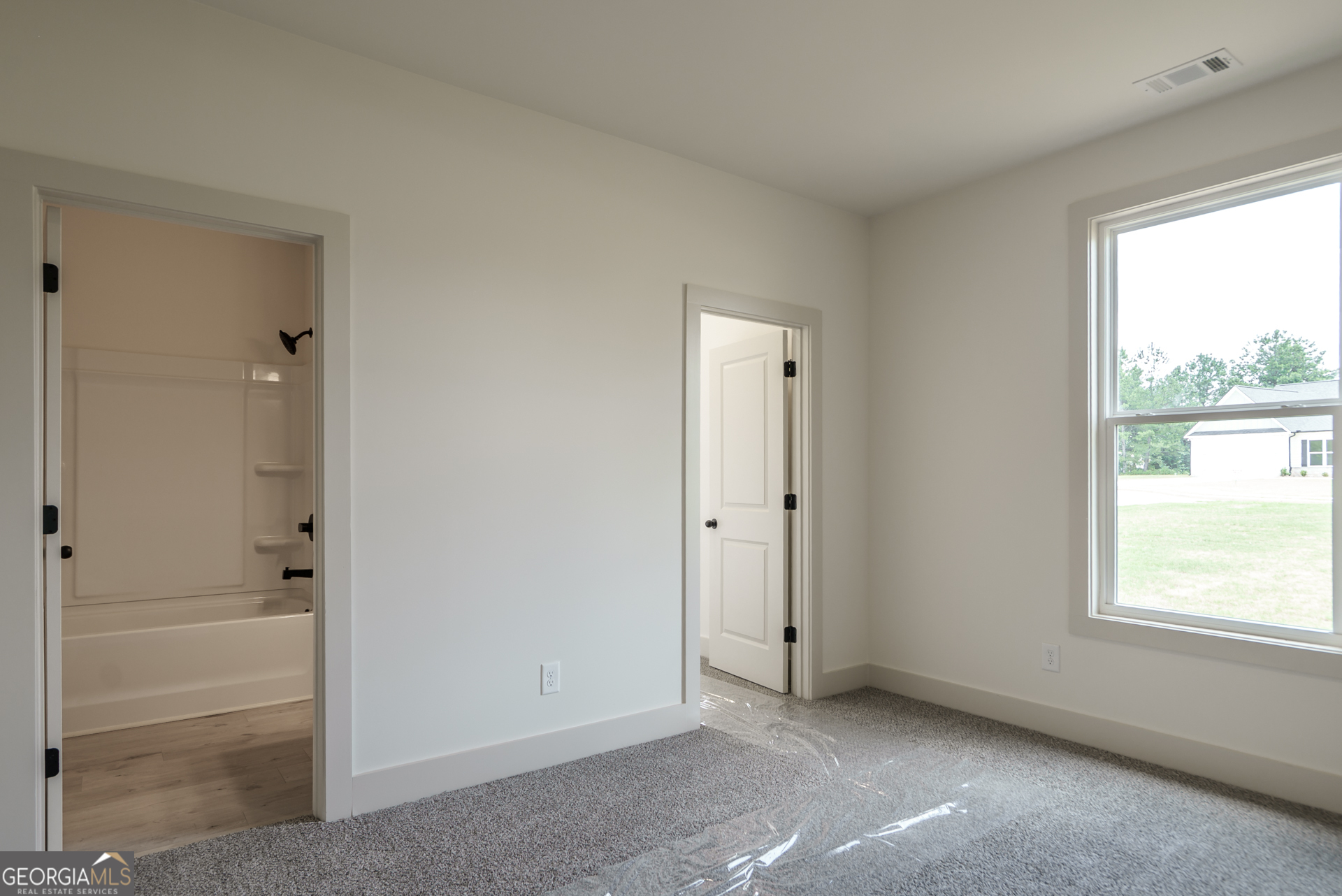 208 Squirrel Run Property Photo 21