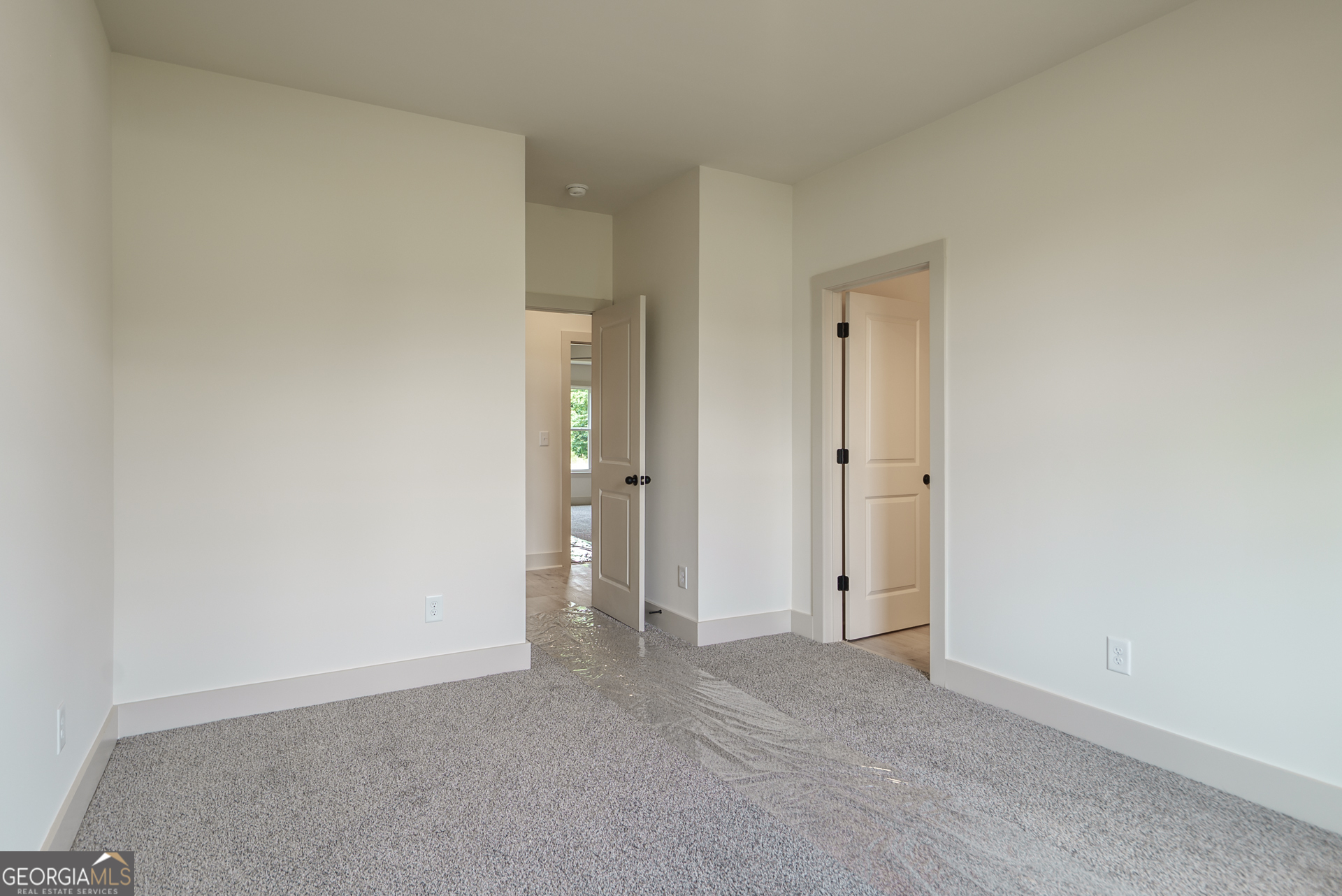 208 Squirrel Run Property Photo 22