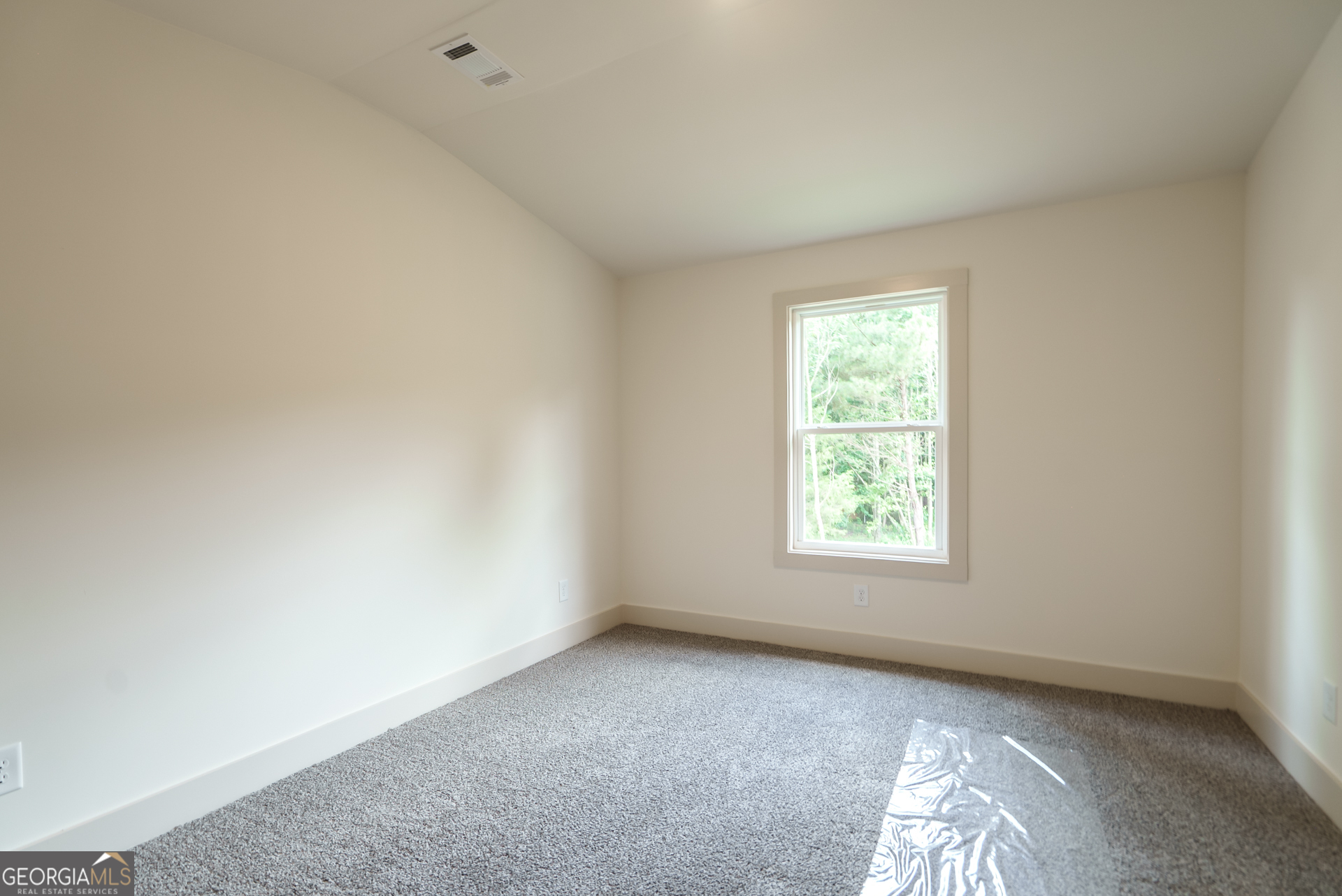 208 Squirrel Run Property Photo 30