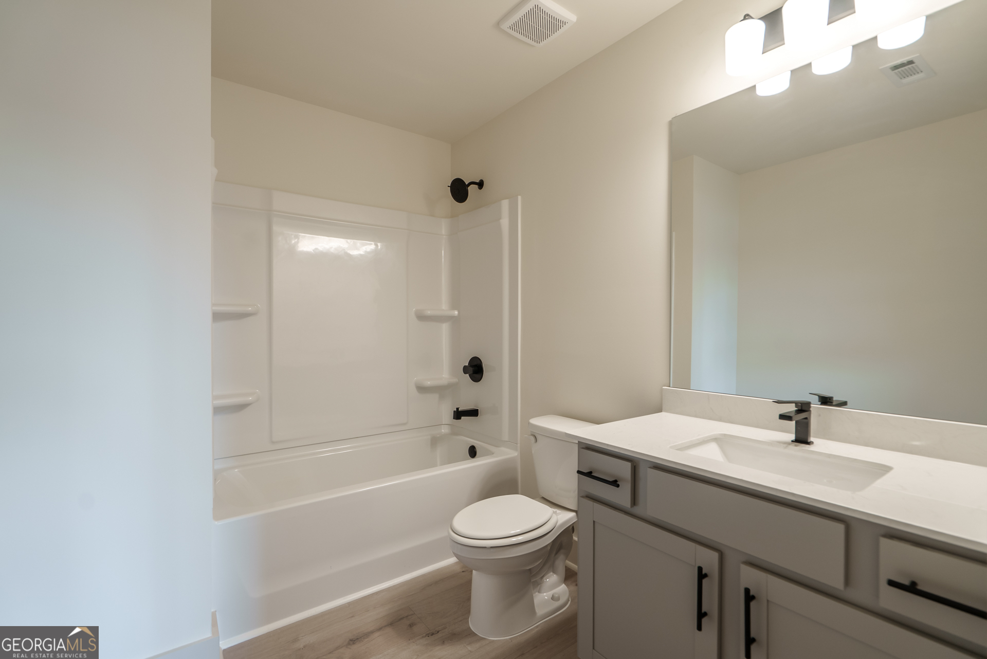 208 Squirrel Run Property Photo 33