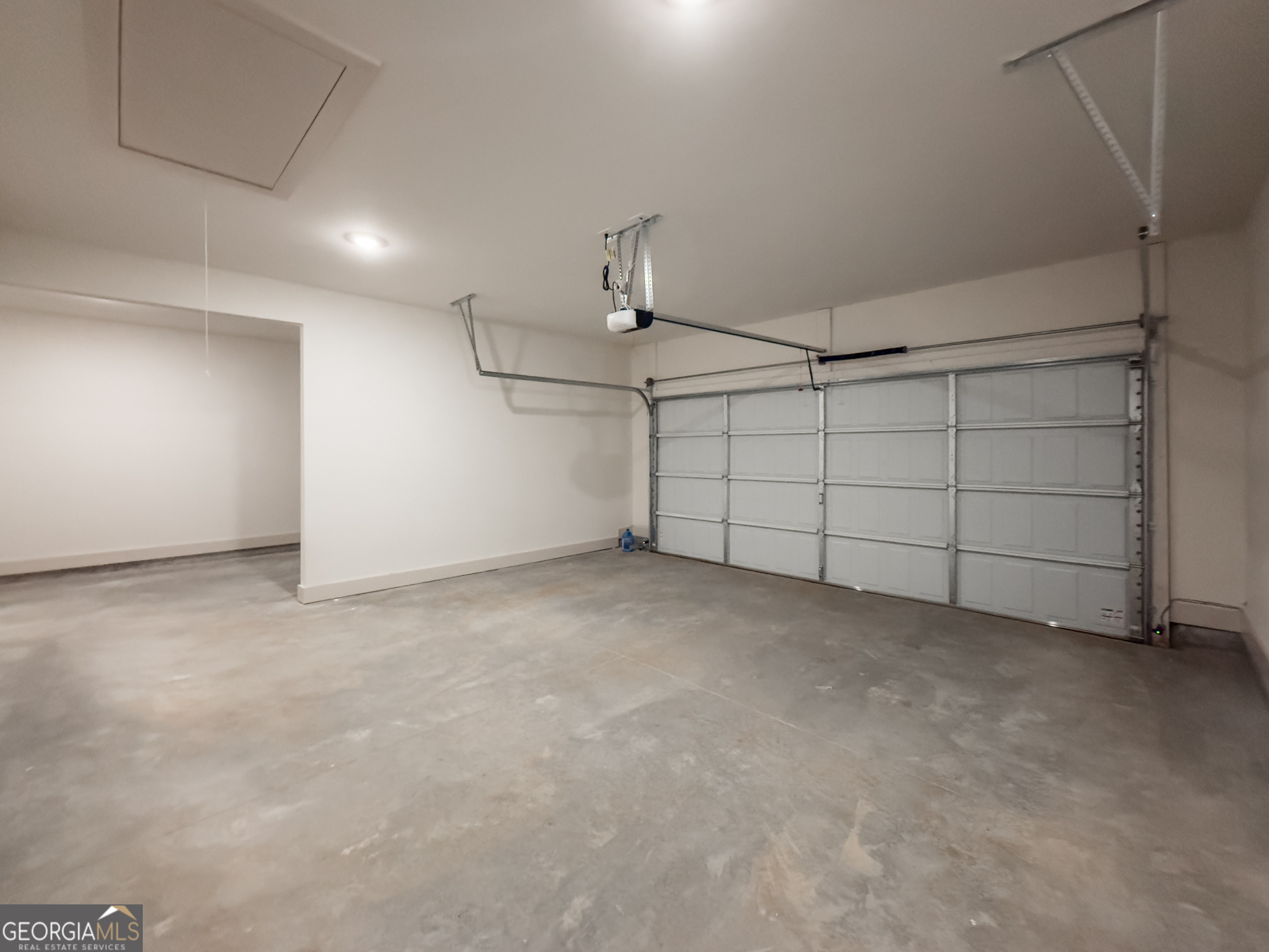 208 Squirrel Run Property Photo 35