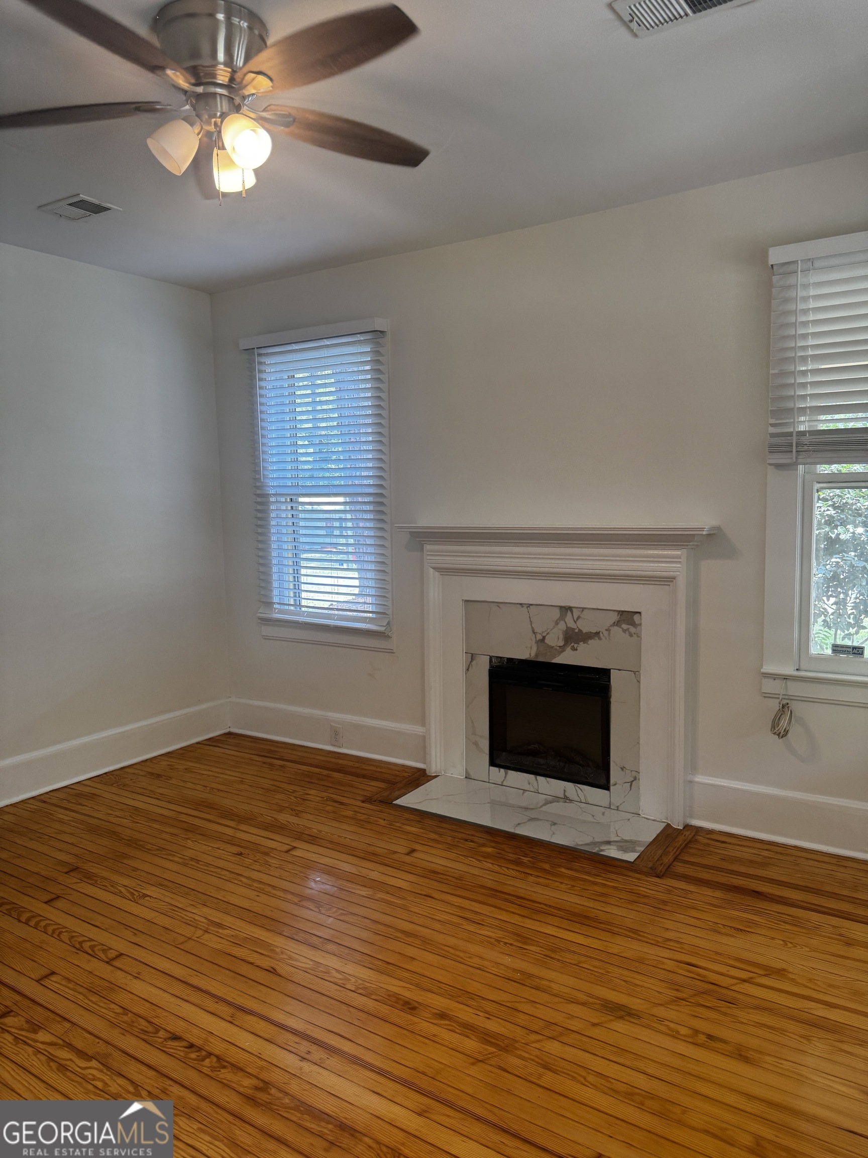 197 Commerce Street Property Photo 10