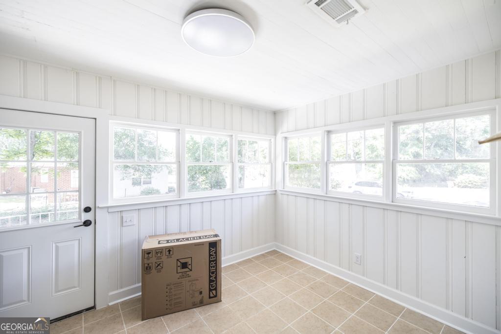 197 Commerce Street Property Photo 24