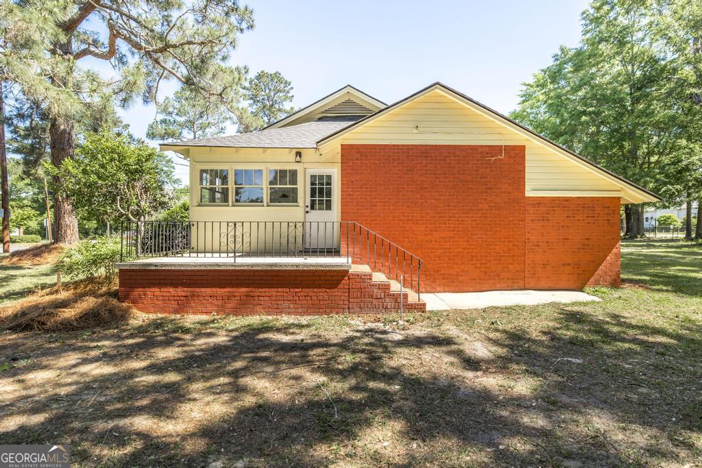 197 Commerce Street Property Photo 32