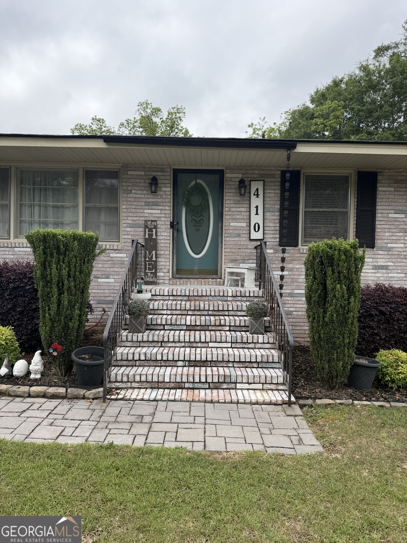 410 Ridgecrest Drive Property Photo 3