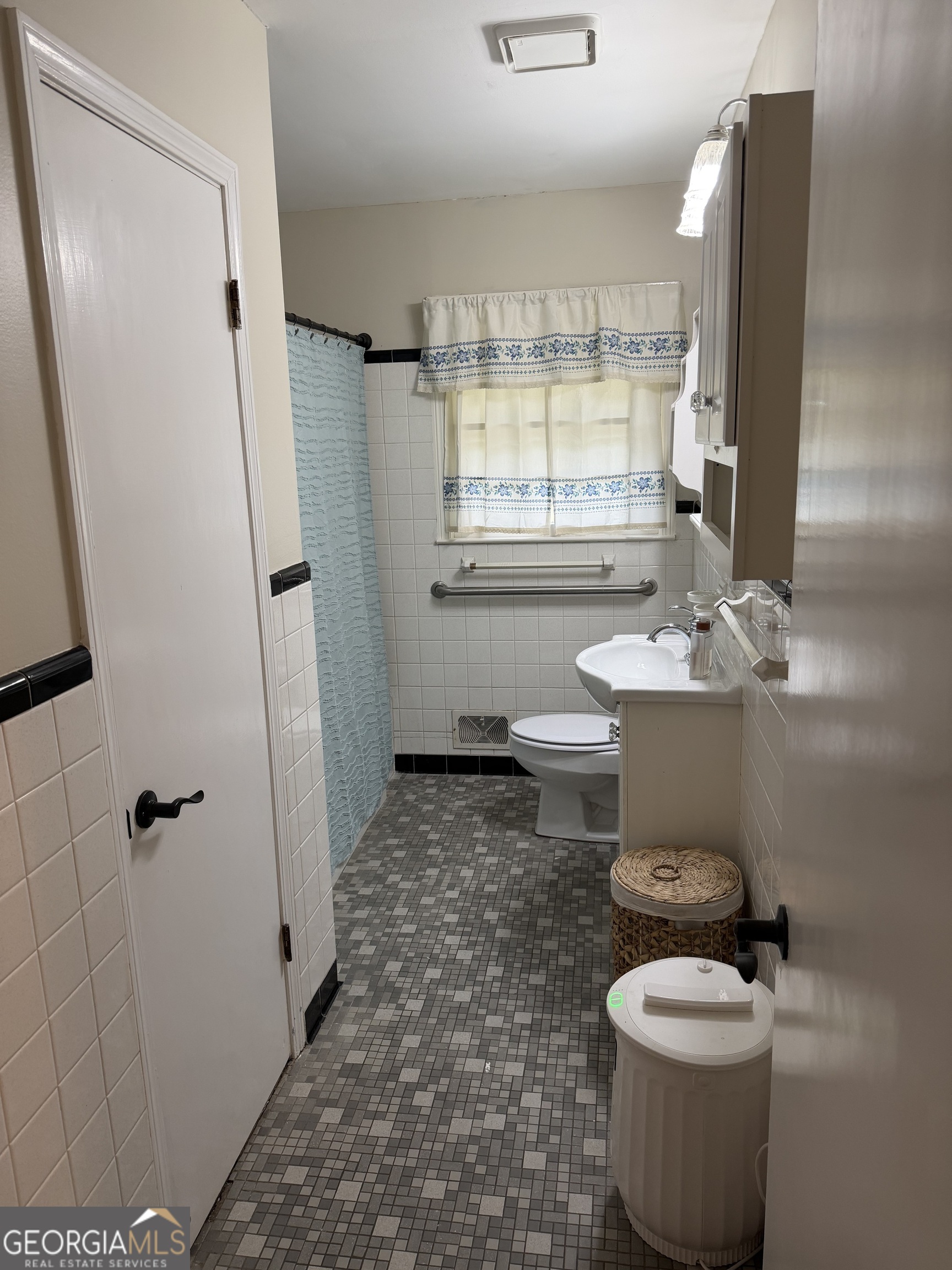 410 Ridgecrest Drive Property Photo 19