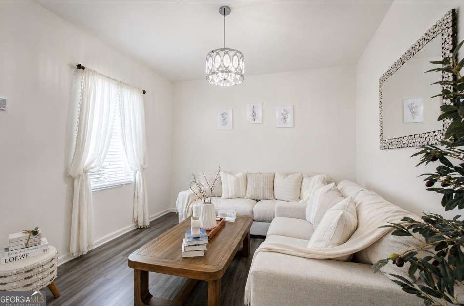 138 Verona Drive Nw Property Photo 5