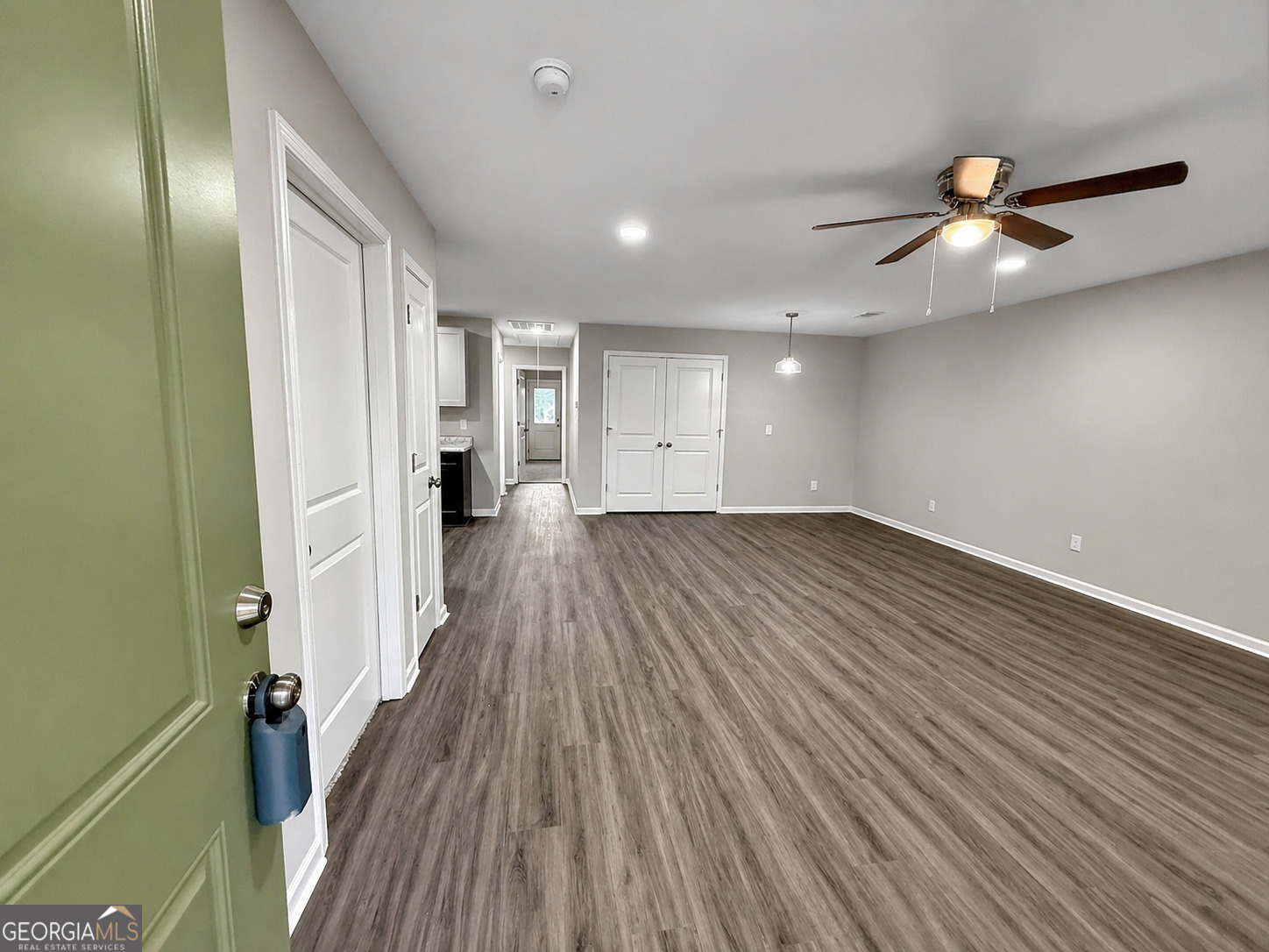 313 Airman Boulevard Property Photo 5