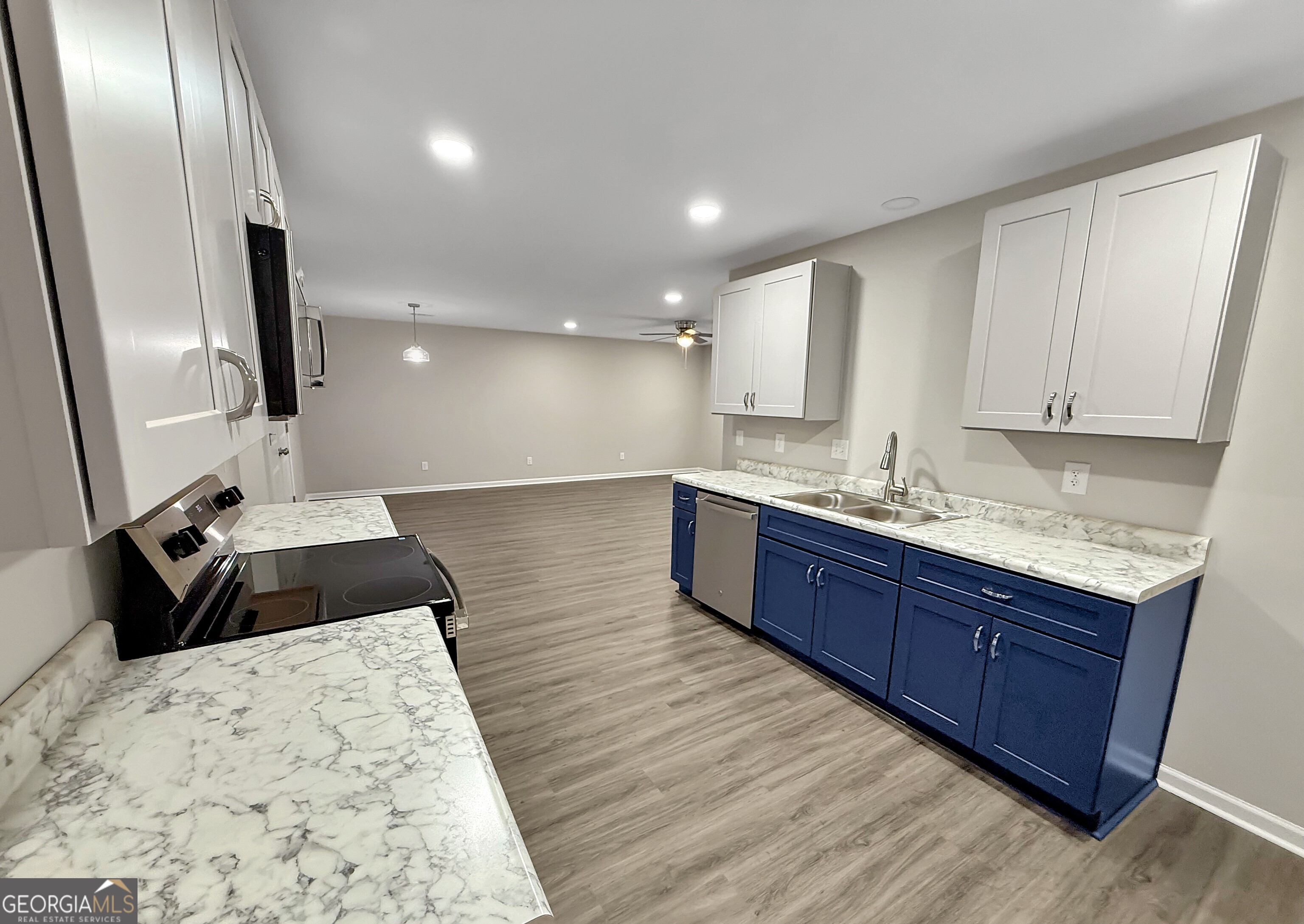 313 Airman Boulevard Property Photo 13