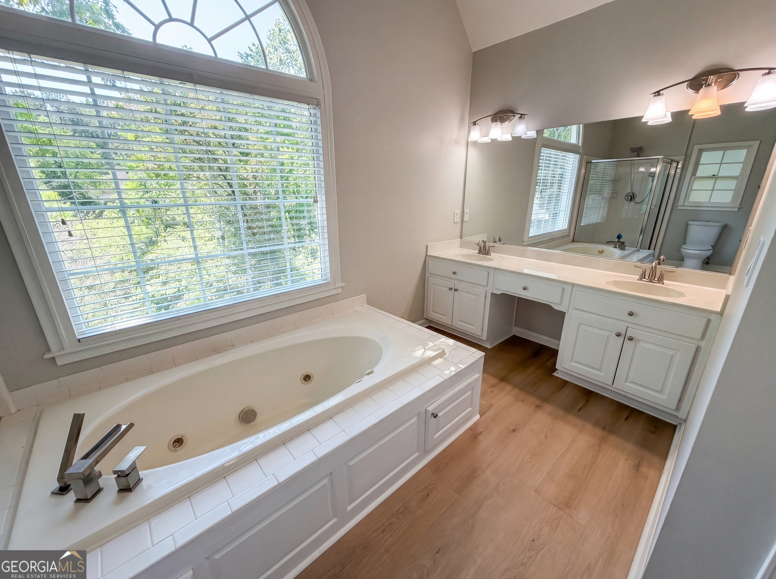 1230 Rivershyre Parkway Property Photo 27