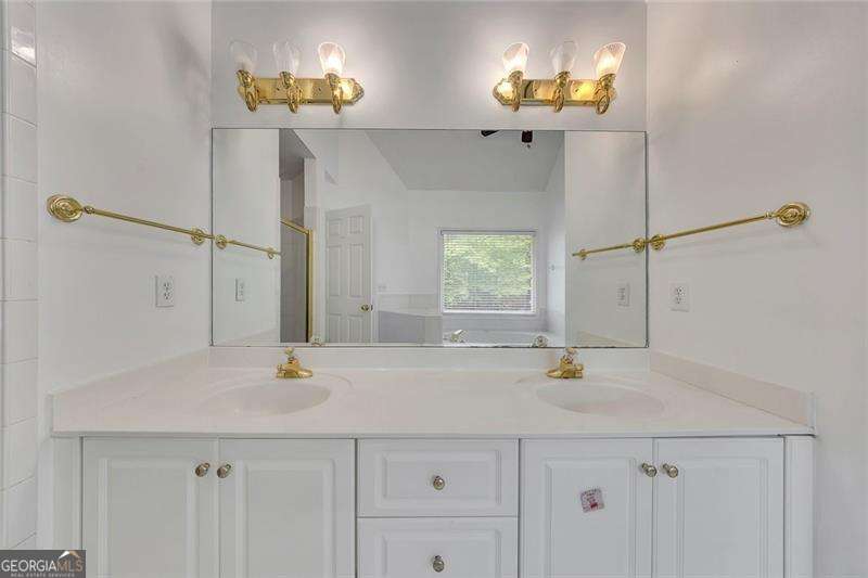 5009 Kendall Station Nw Property Photo 32