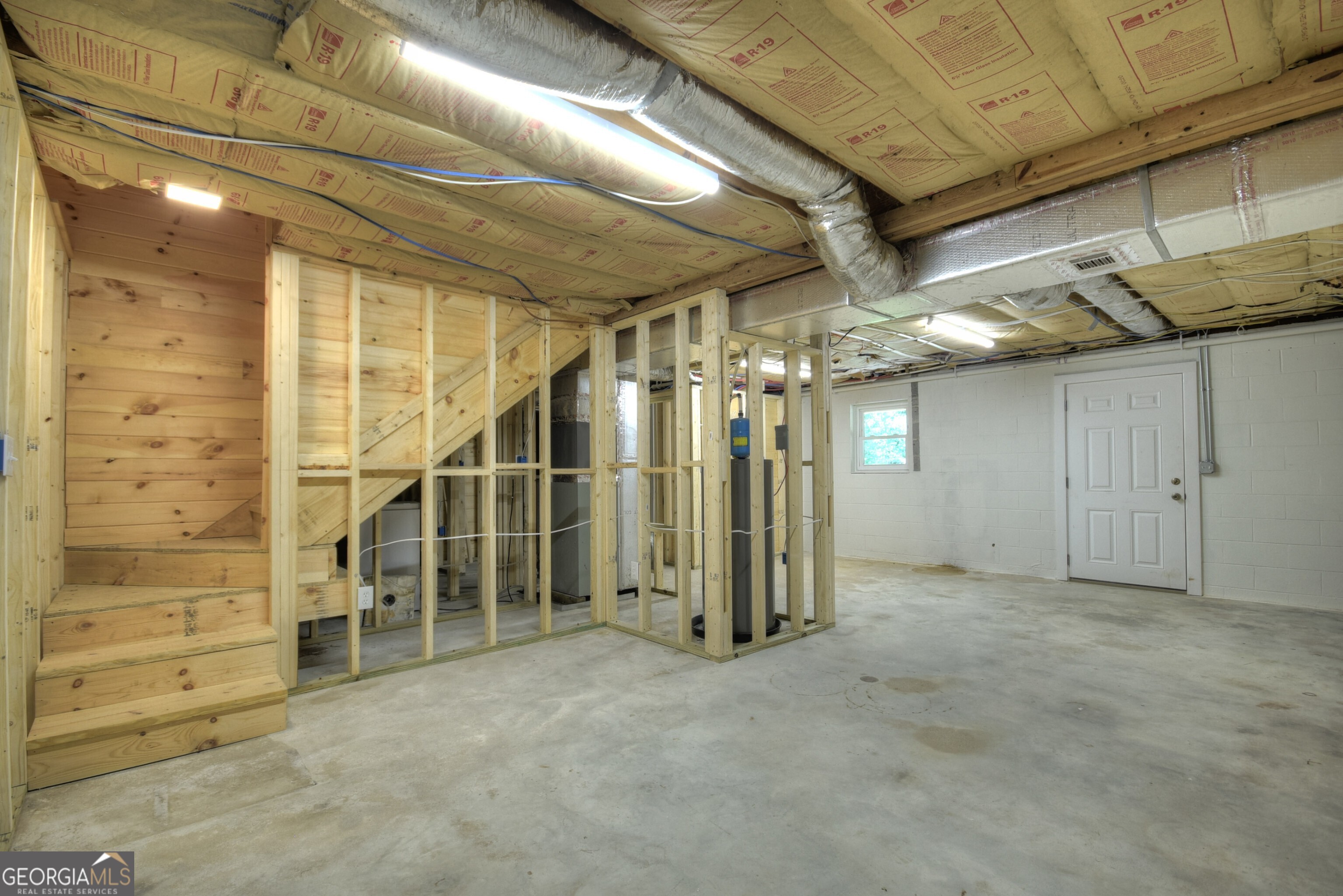 975 Goss Road Property Photo 38