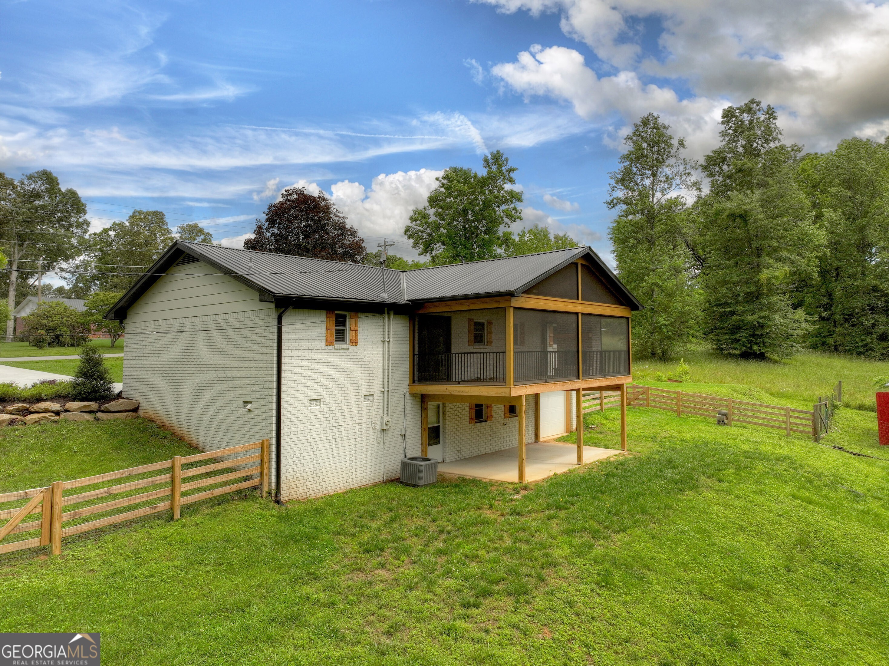 975 Goss Road Property Photo 43
