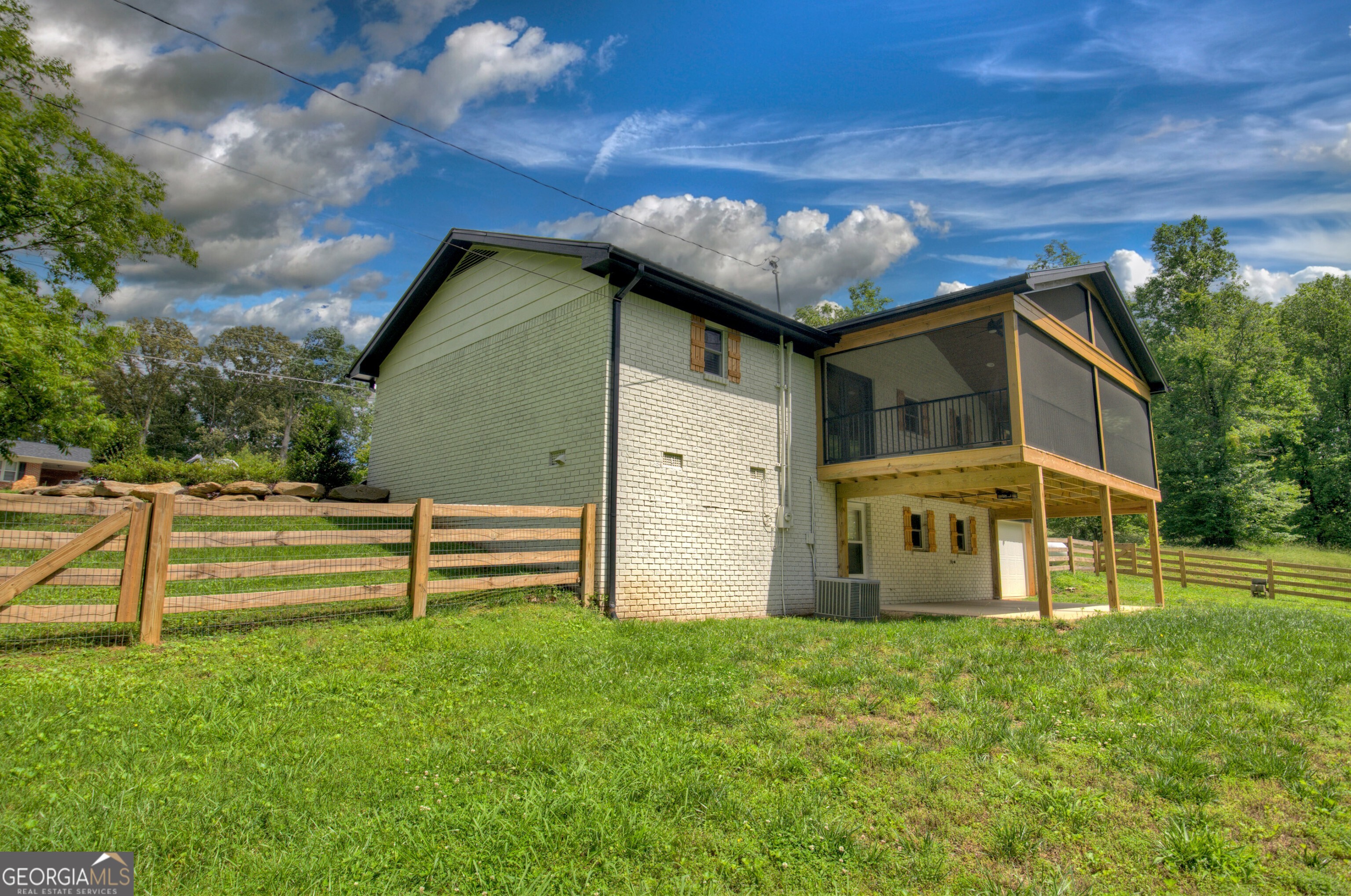 975 Goss Road Property Photo 44
