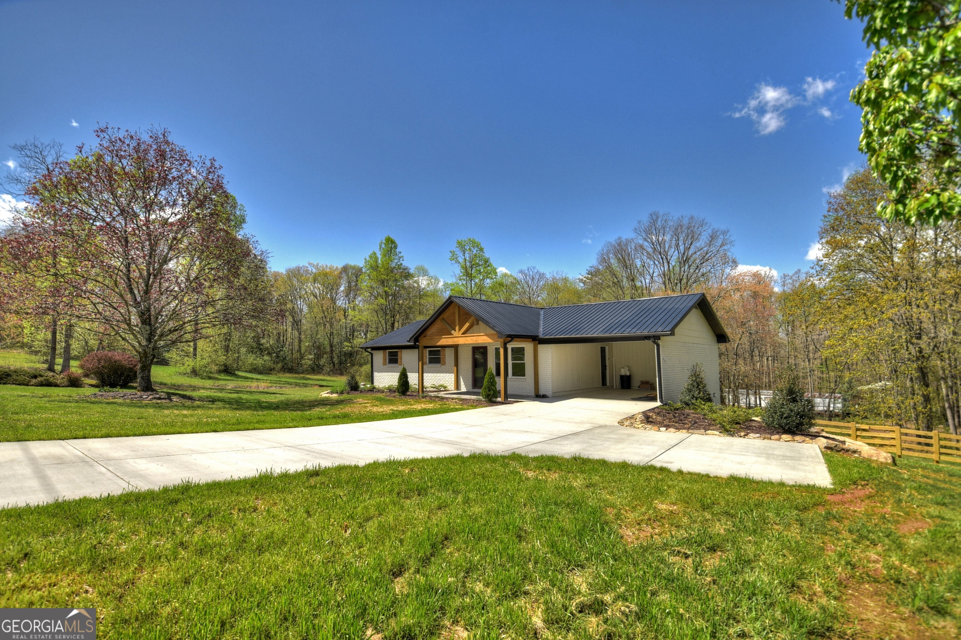 975 Goss Road Property Photo 45