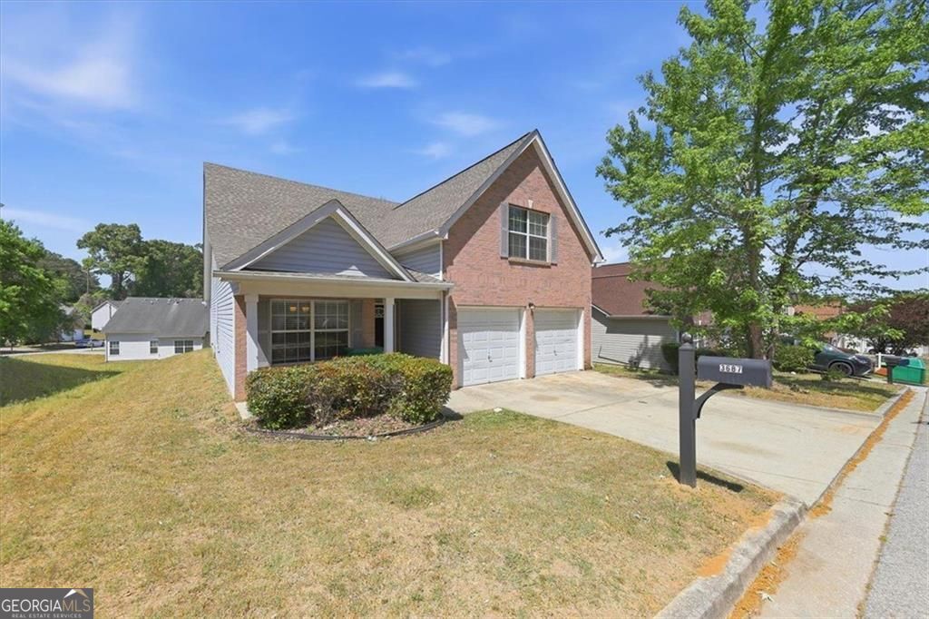 3687 Gray Birch Drive Property Photo 2