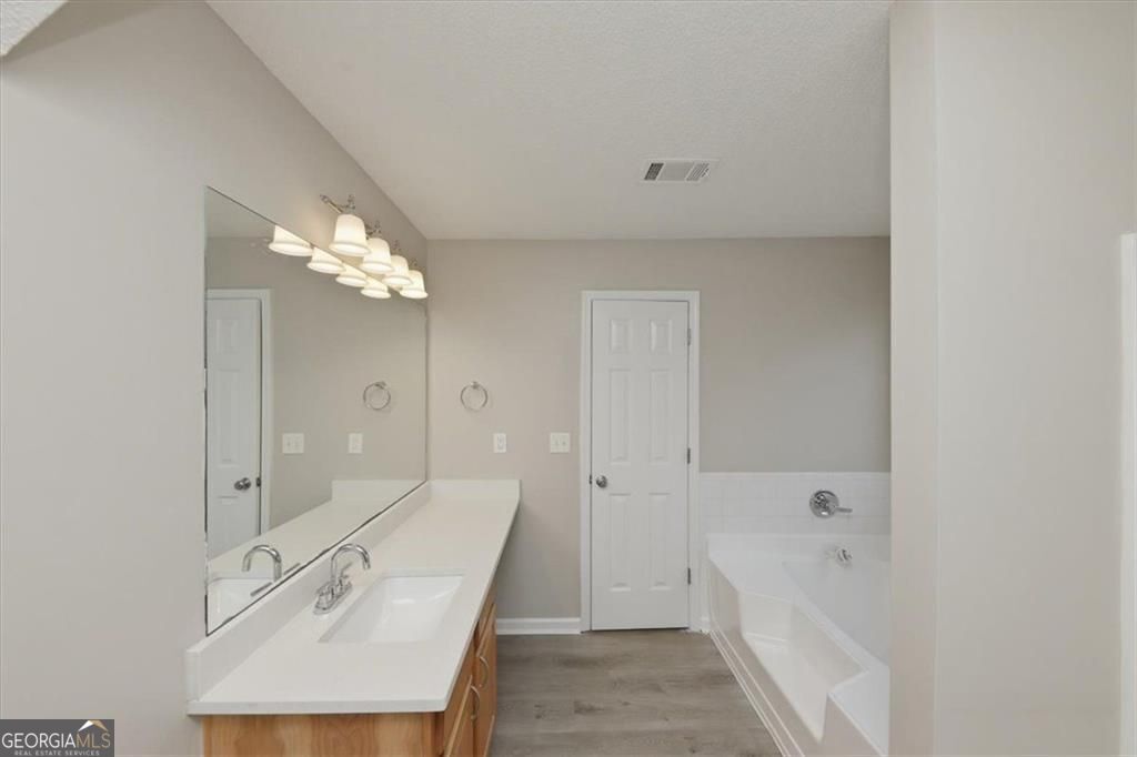 3687 Gray Birch Drive Property Photo 27