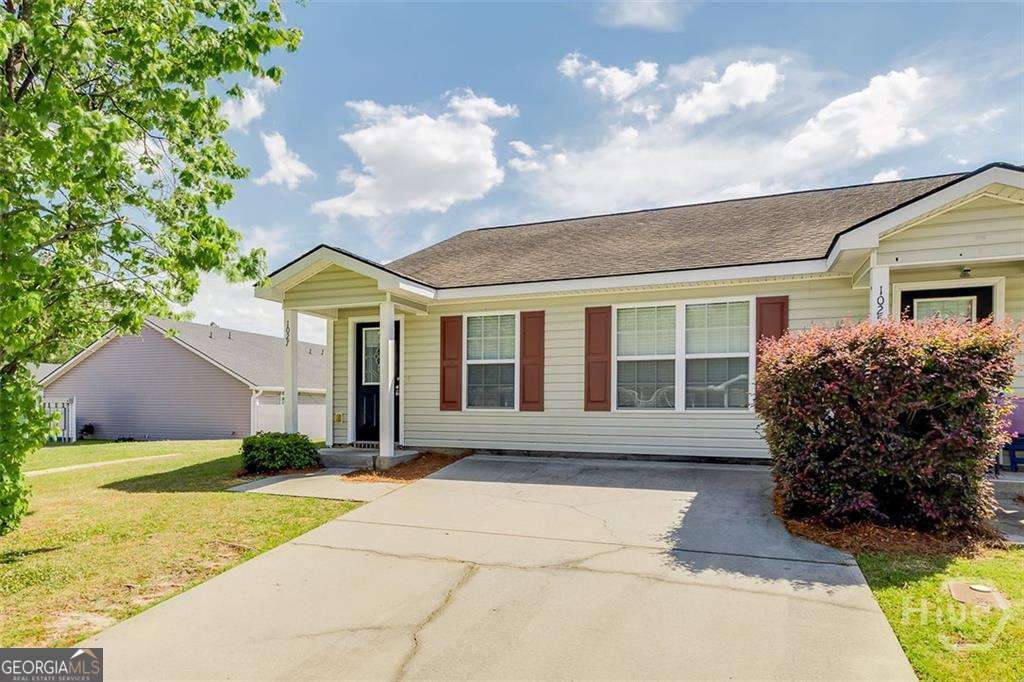 1027 Wadley Circle Property Photo 2