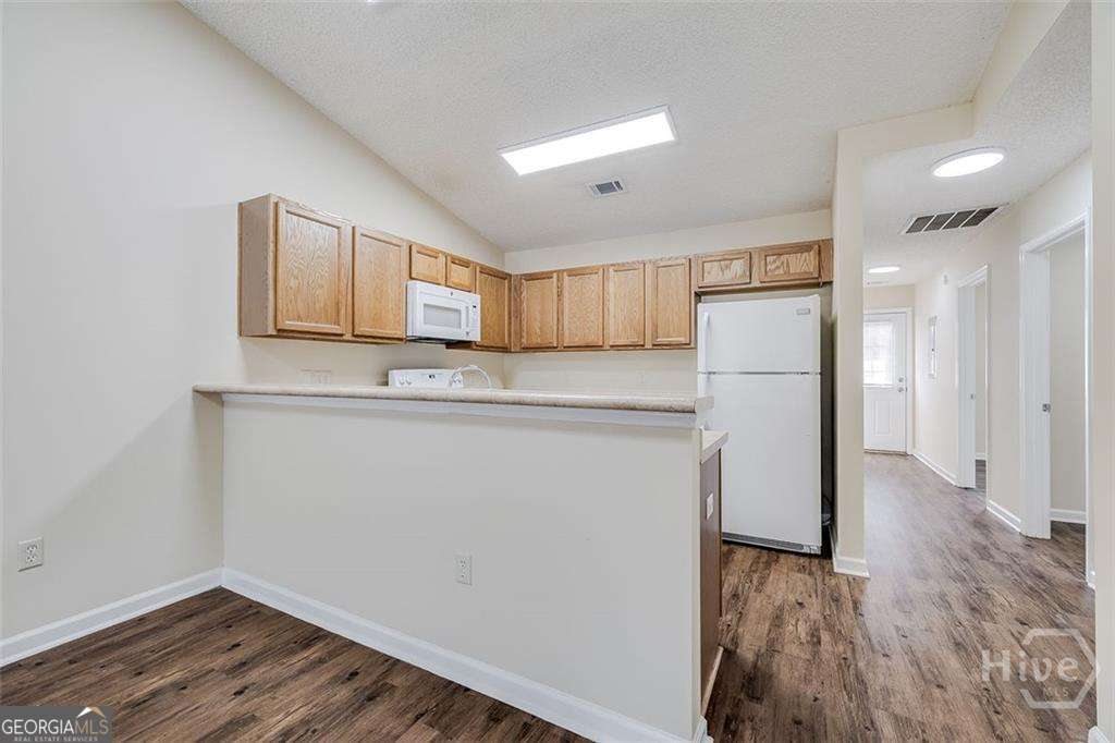 1027 Wadley Circle Property Photo 8