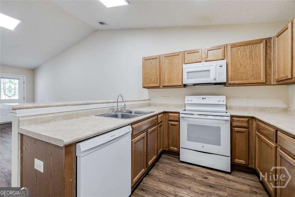 1027 Wadley Circle Property Photo 10