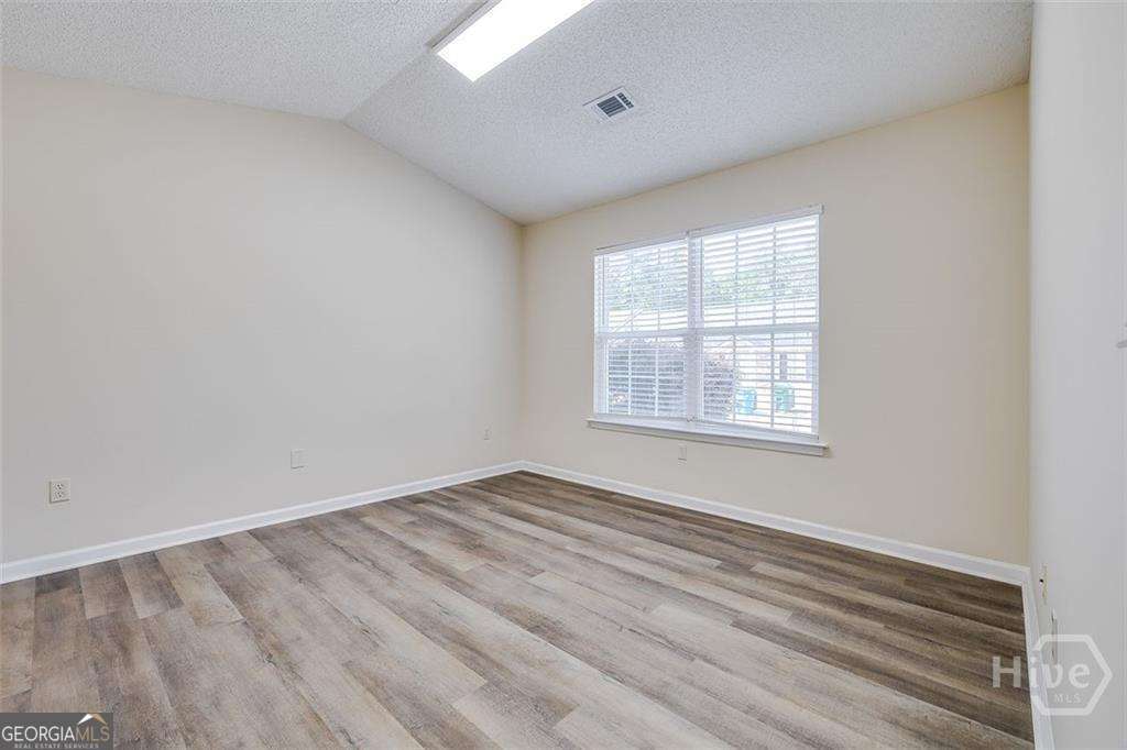 1027 Wadley Circle Property Photo 13
